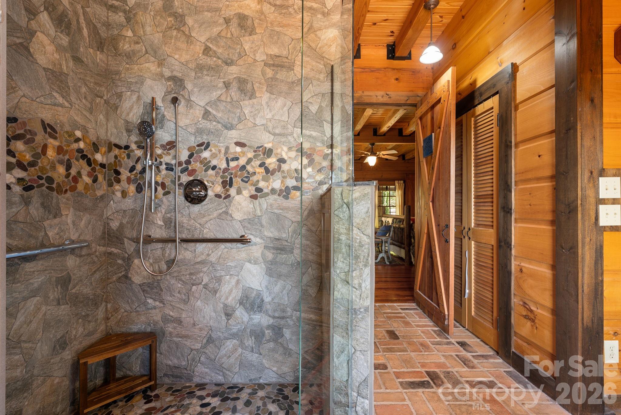 White Oak Mountain - Residential