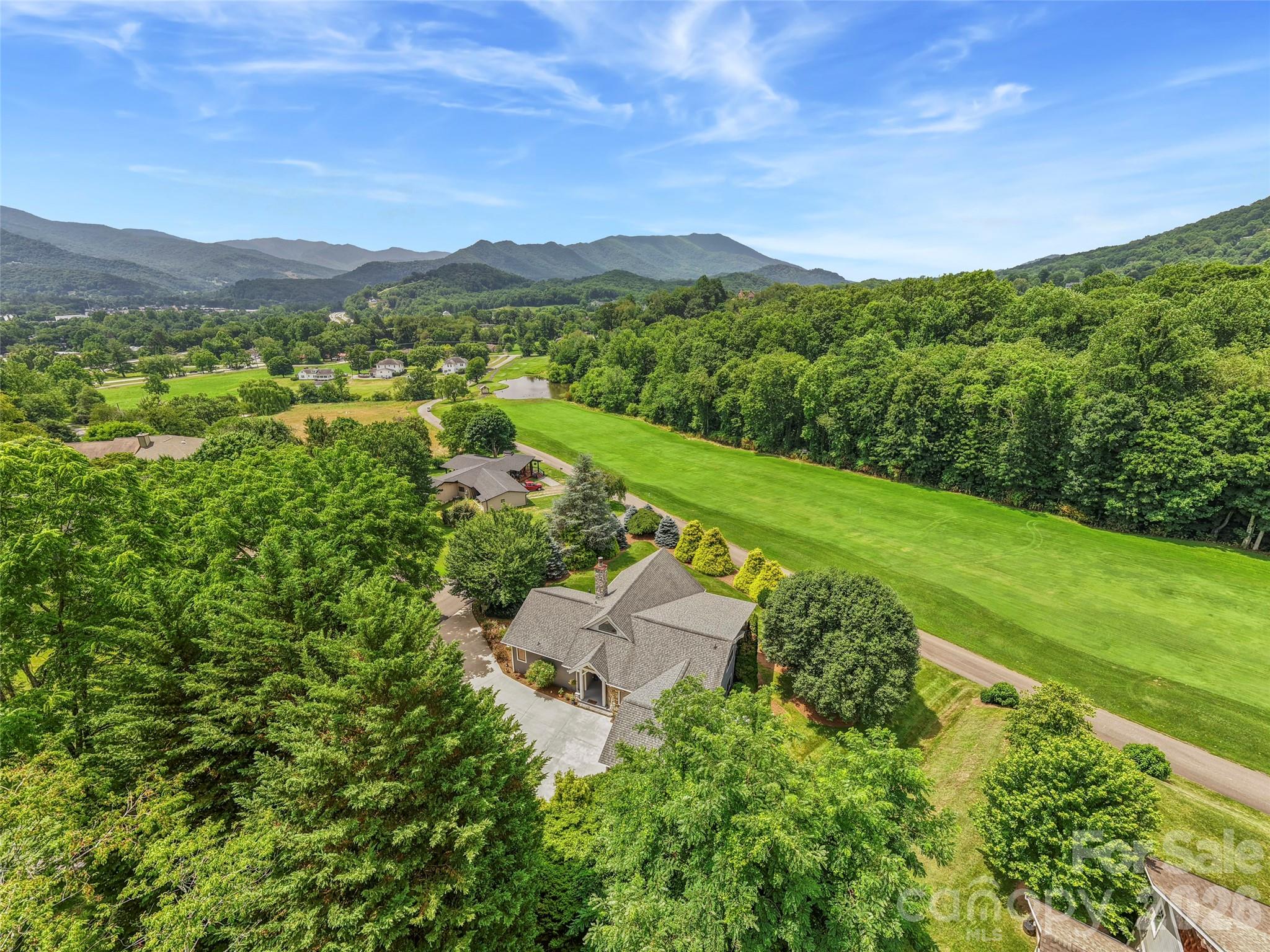 Laurel Ridge Country Club - Residential