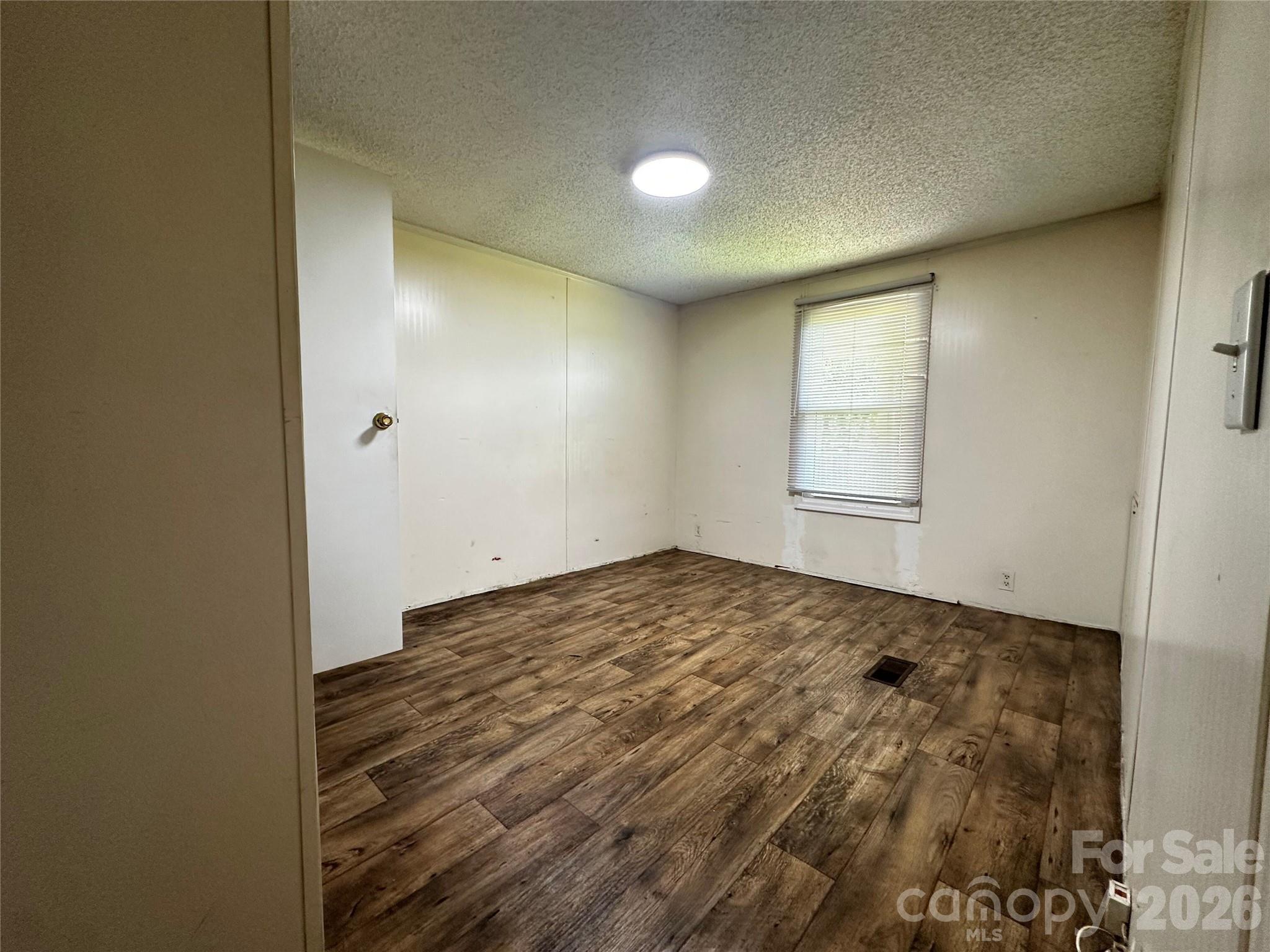 Indian Creek - Residential