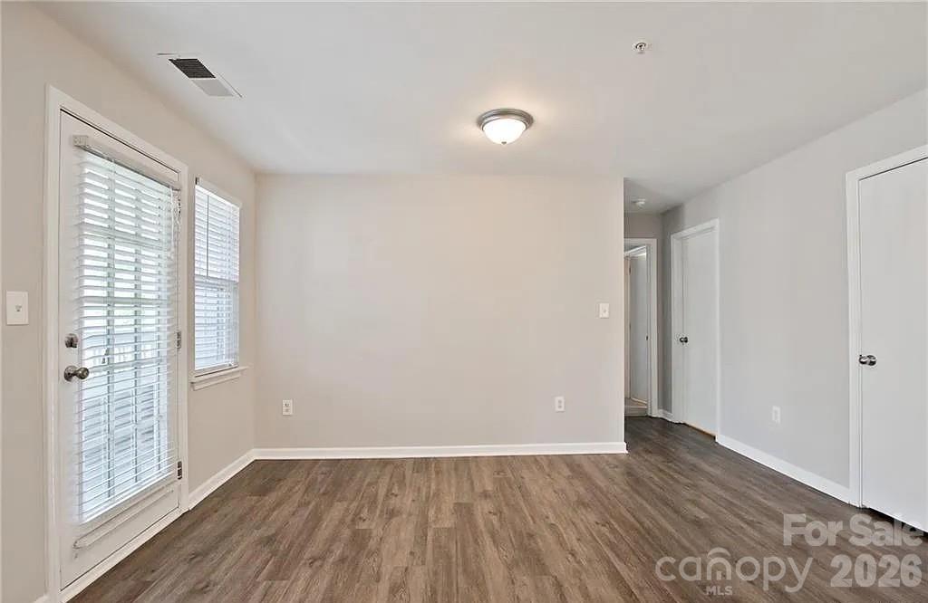 Campus Walk - Residential