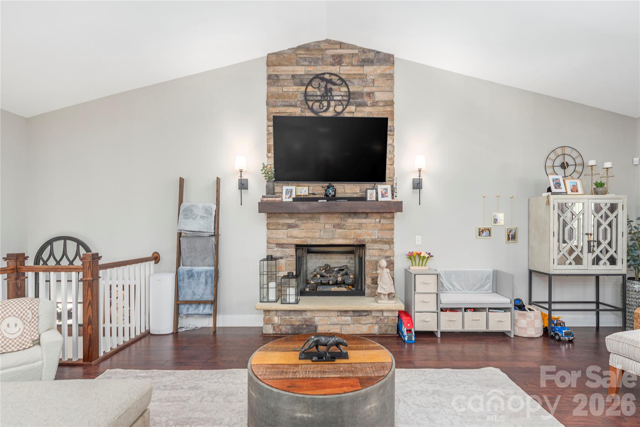 South Creek Cottages - Residential