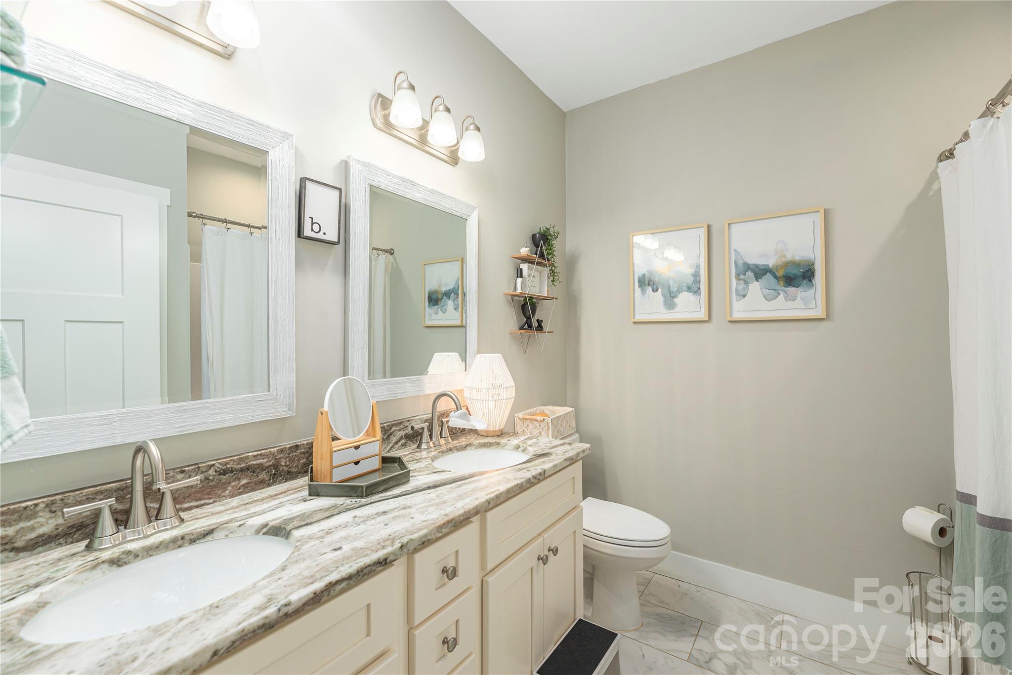 South Creek Cottages - Residential