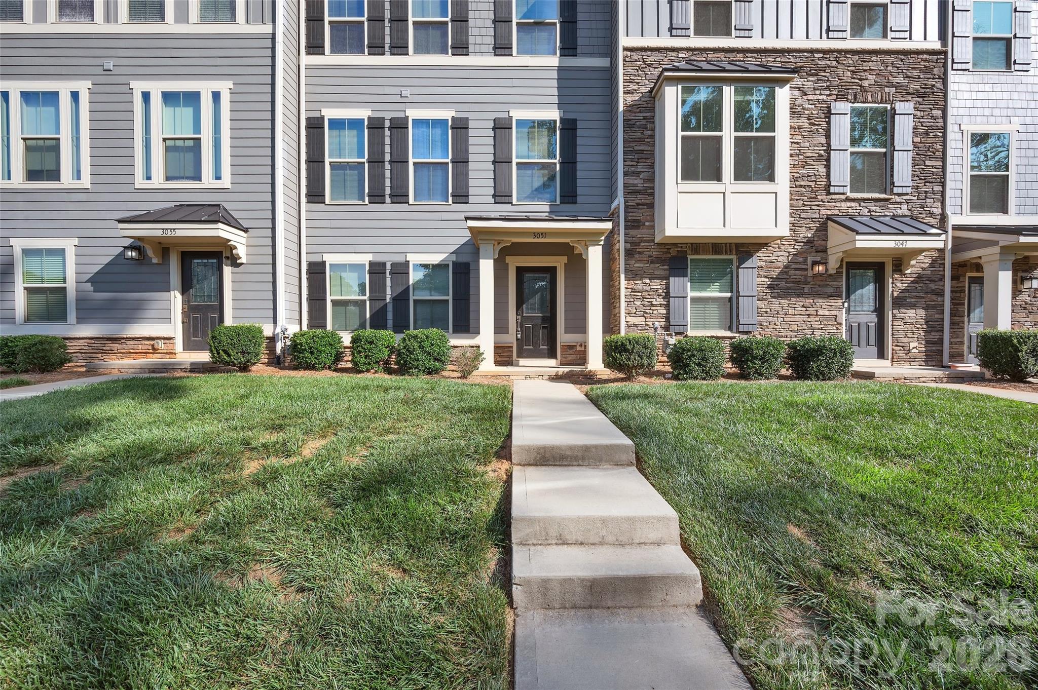Townes of Oakhurst - Residential