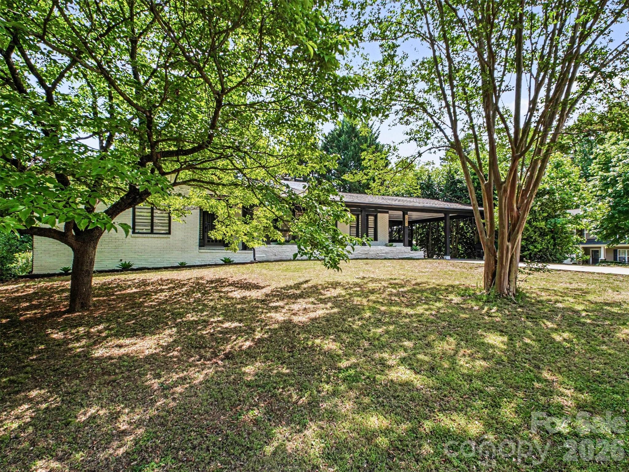 Elizabeth Oaks - Residential