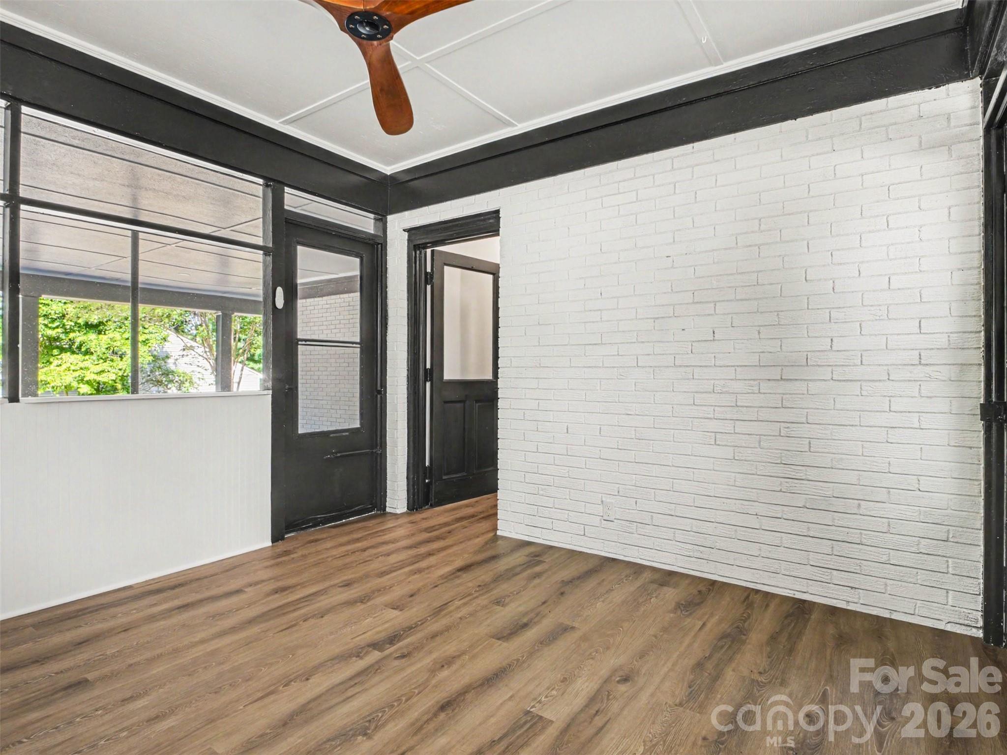 Elizabeth Oaks - Residential