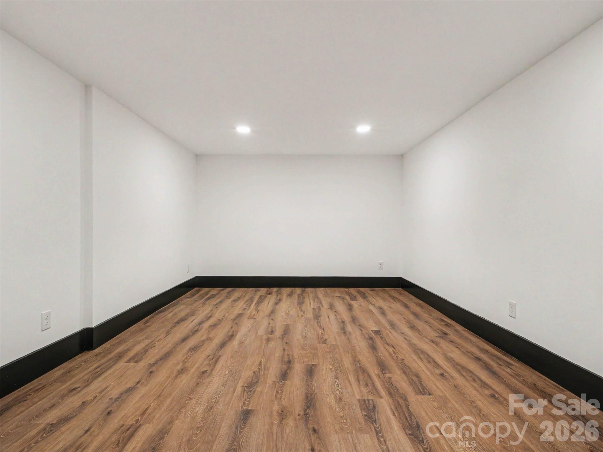 Elizabeth Oaks - Residential