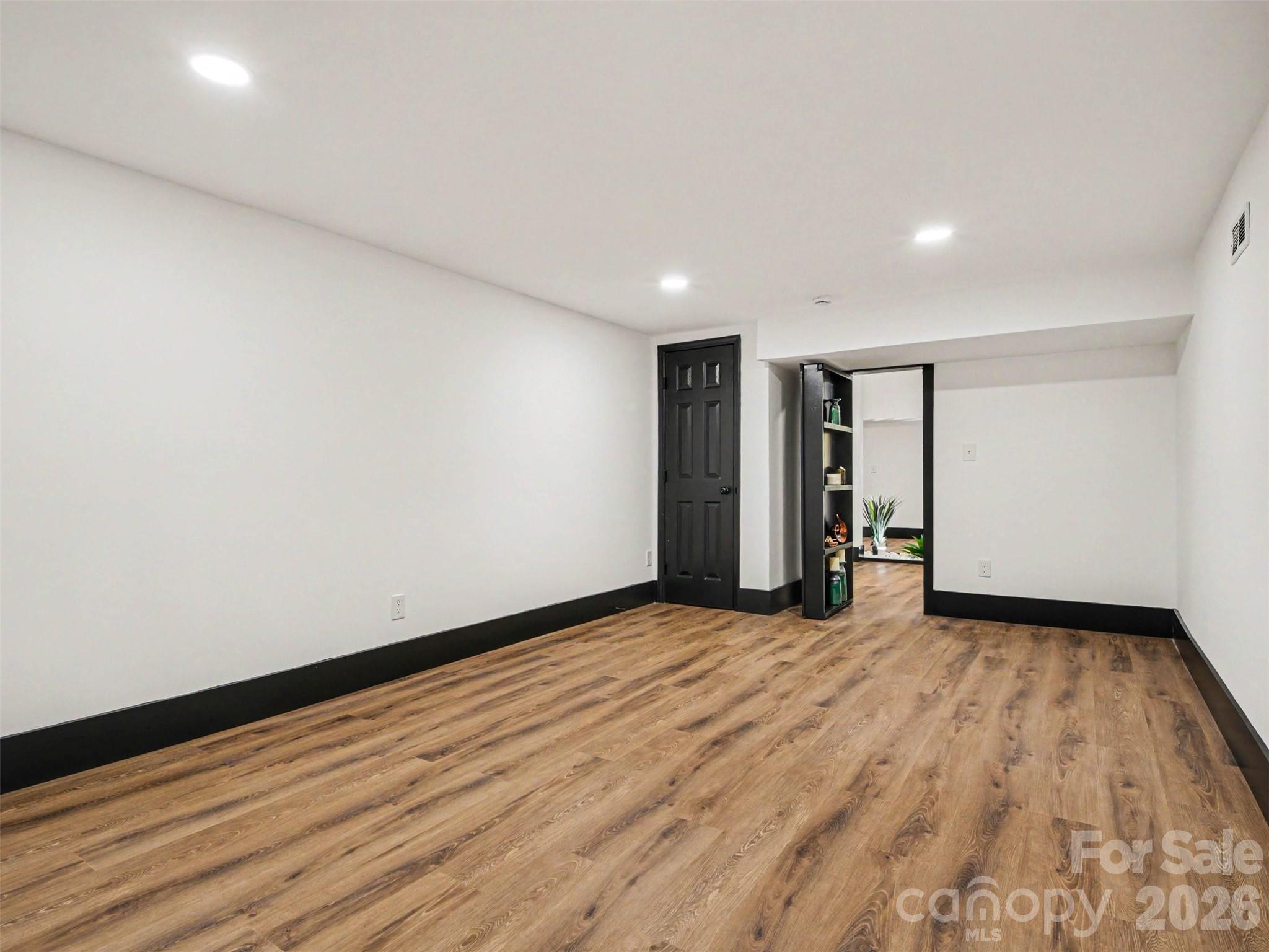 Elizabeth Oaks - Residential