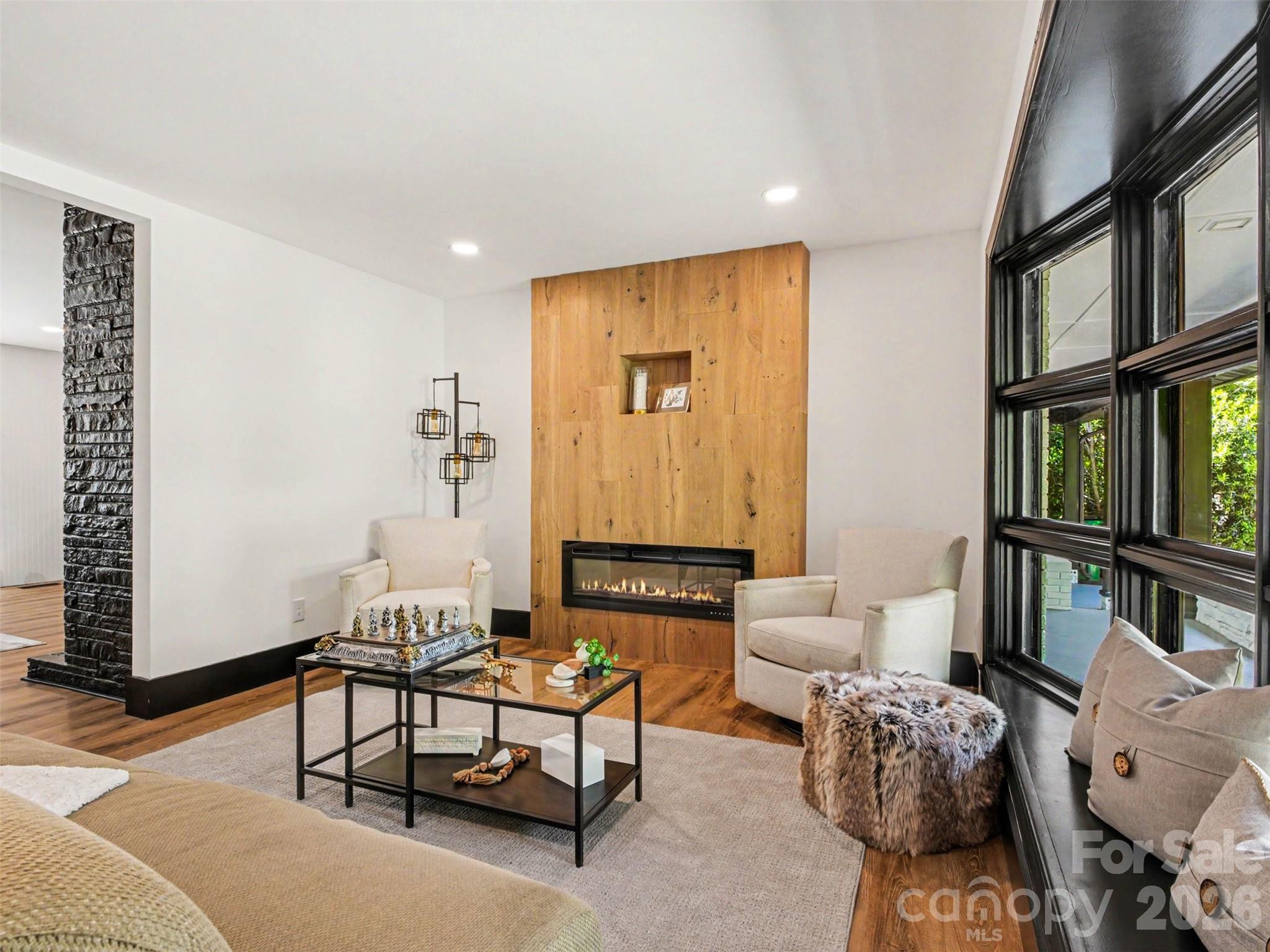 Elizabeth Oaks - Residential