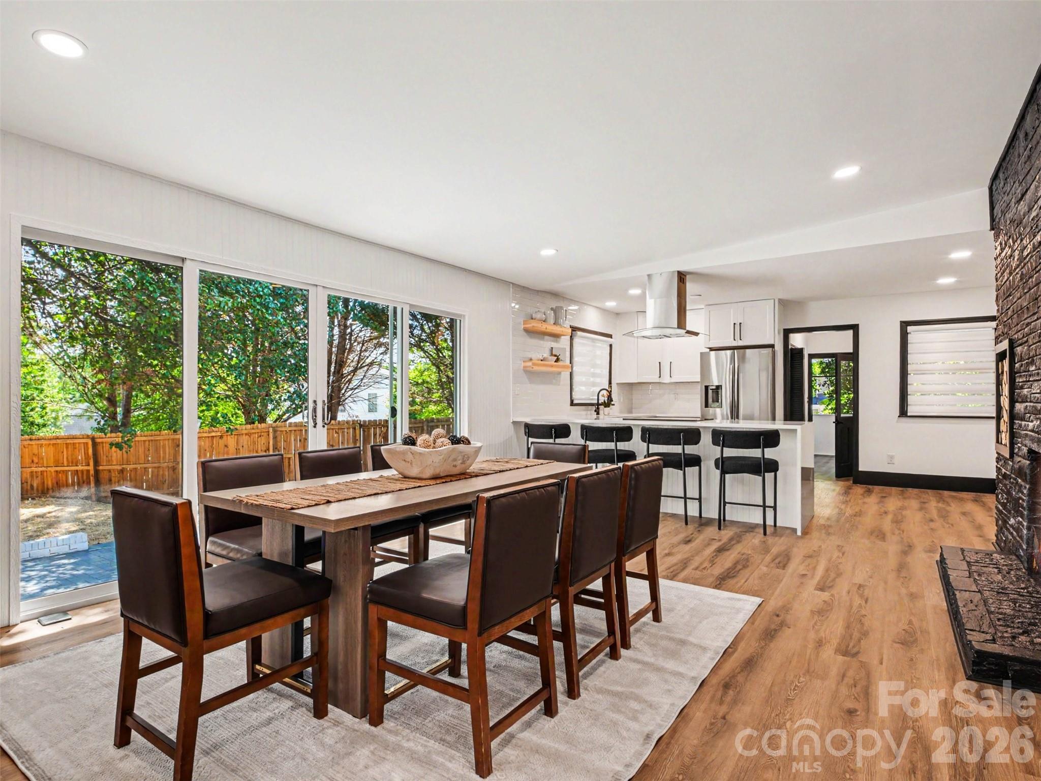 Elizabeth Oaks - Residential