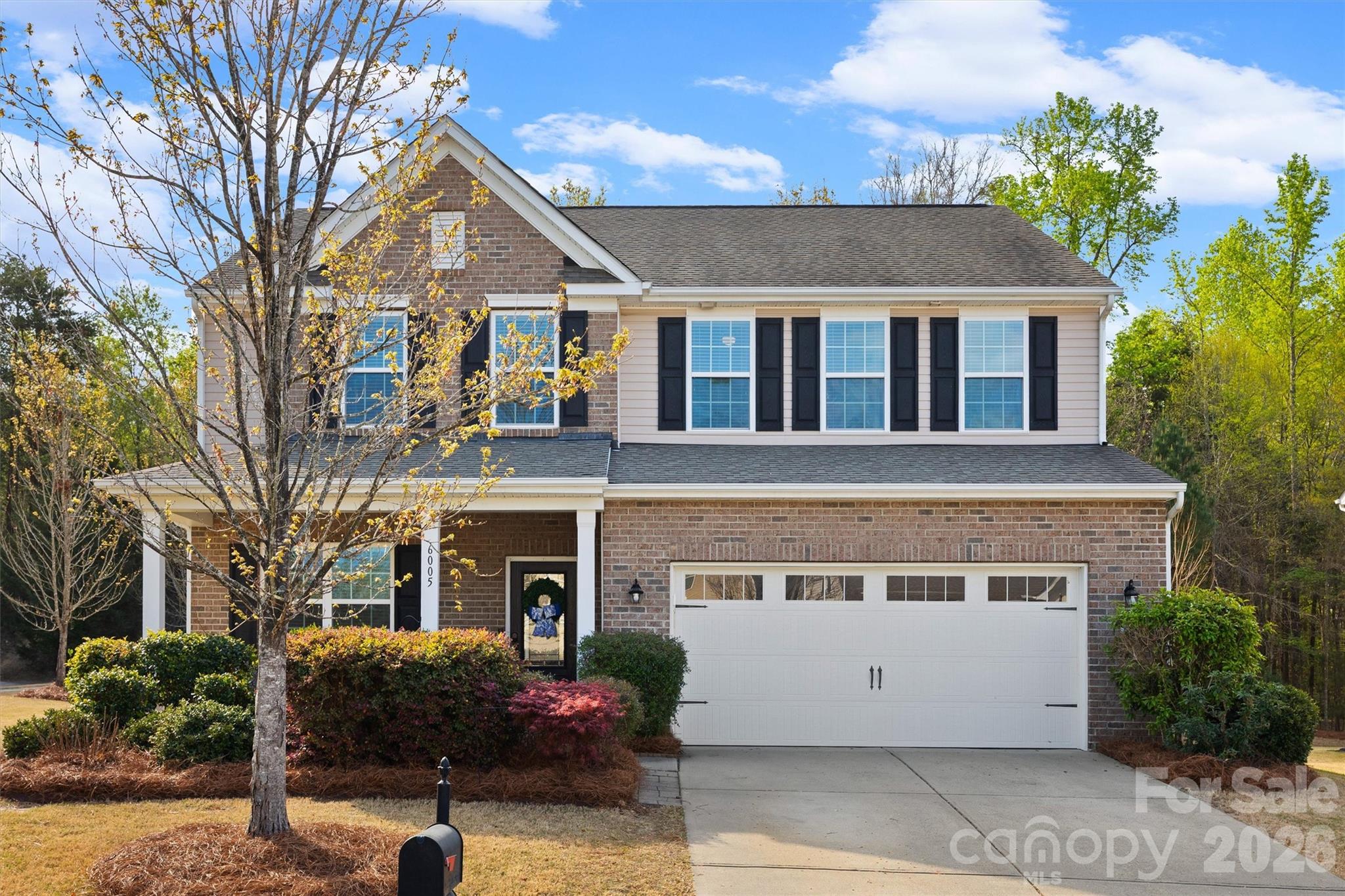 Welcome to The Woodlands! This well kept home has so much to offer. Sitting on the corner with a very private back yard that backs up to the woods with protected land that will not be built on, you will feel the relaxing calm in your new back yard that not many homes have to offer. Updates include full built-ins in the home office and new entry accent walls that seamlessly take you into the kitchen where an open floorpan lets you relax and enjoy the view into the back yard. This home is only an 8 minute drive to the interstate, yet you have the feel of being in the country. Shopping and restaurants are nearby and India Hook Elementary School is in the neighborhood! The Clubhouse and outdoor pool offer a great place to hang out or to throw a party. Priced to sell, this home will not last long so come take a look today!