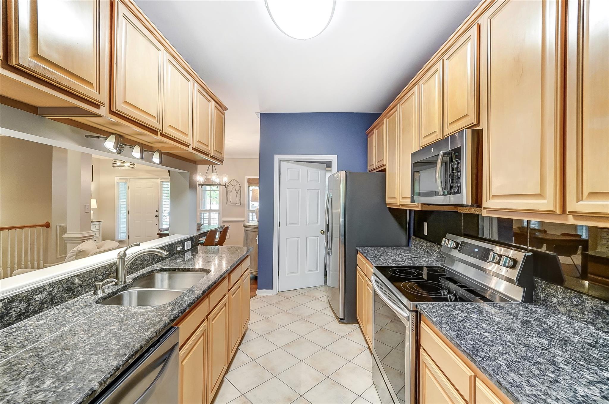 Tega Cay - Residential