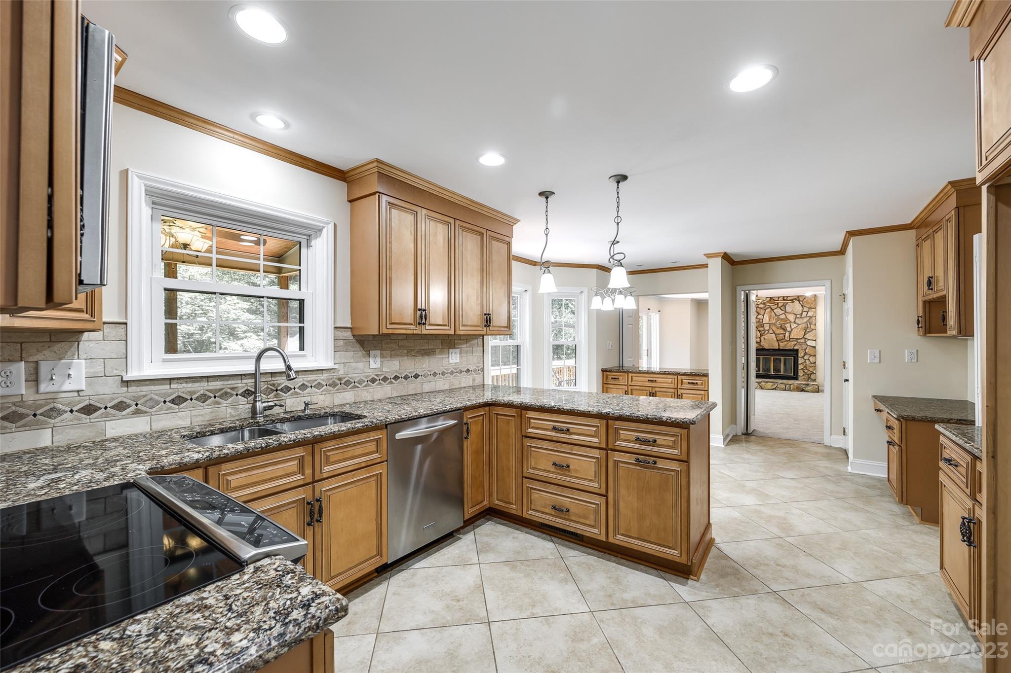 Tega Cay - Residential