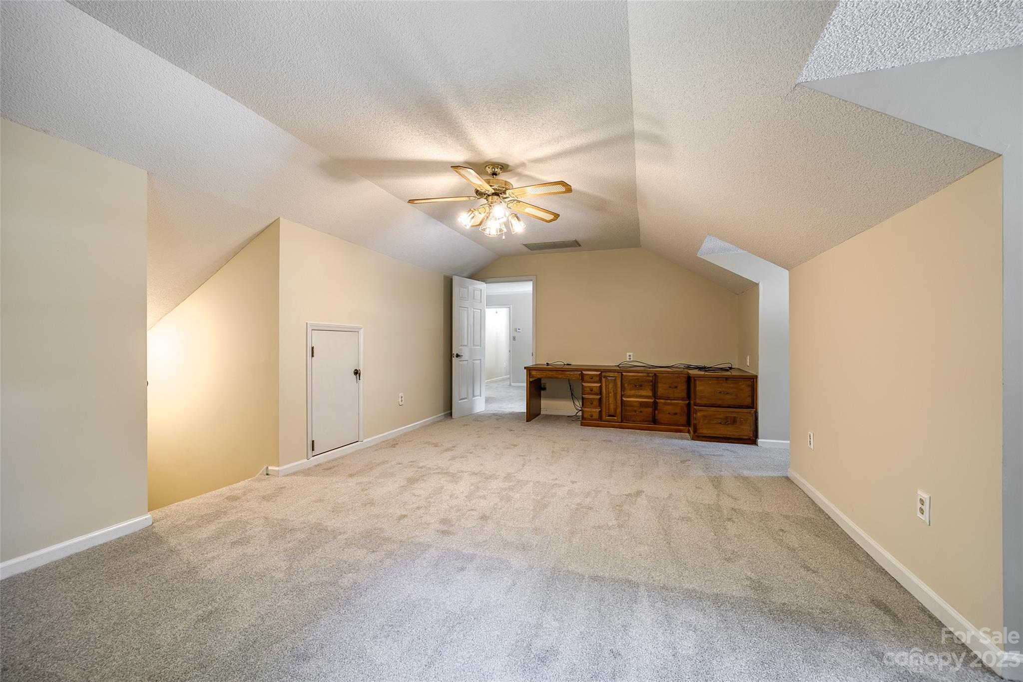 Tega Cay - Residential