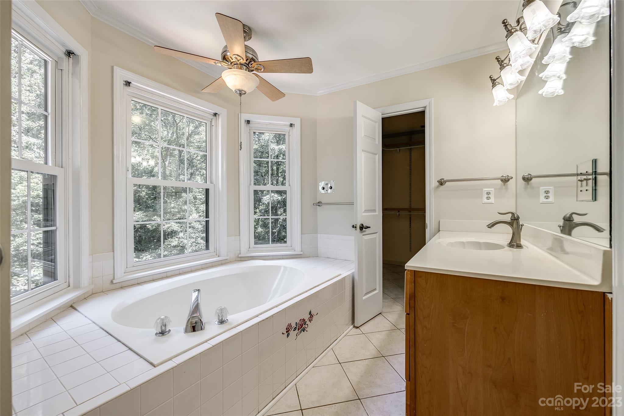 Tega Cay - Residential