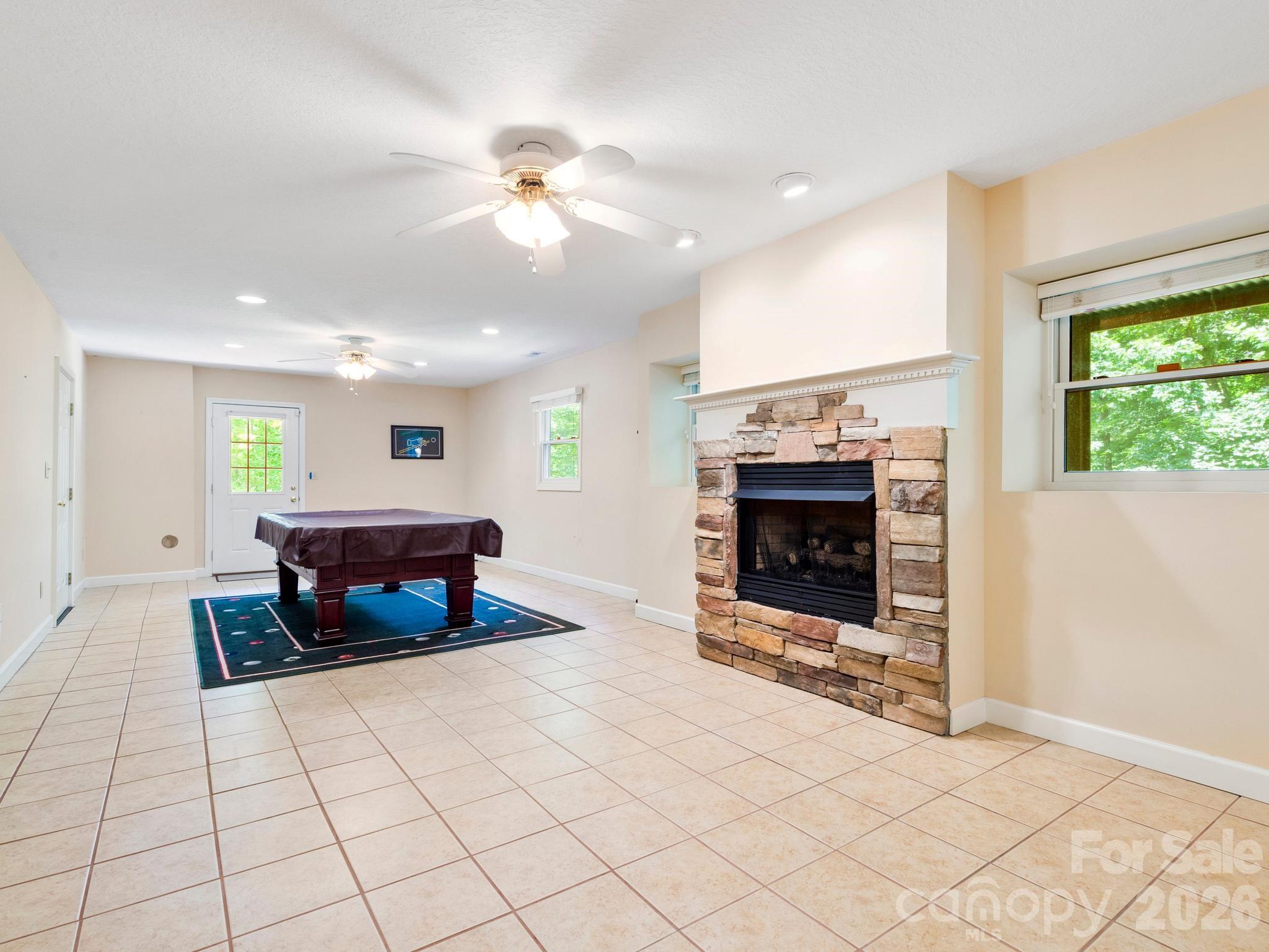 Kentwood Acres - Residential