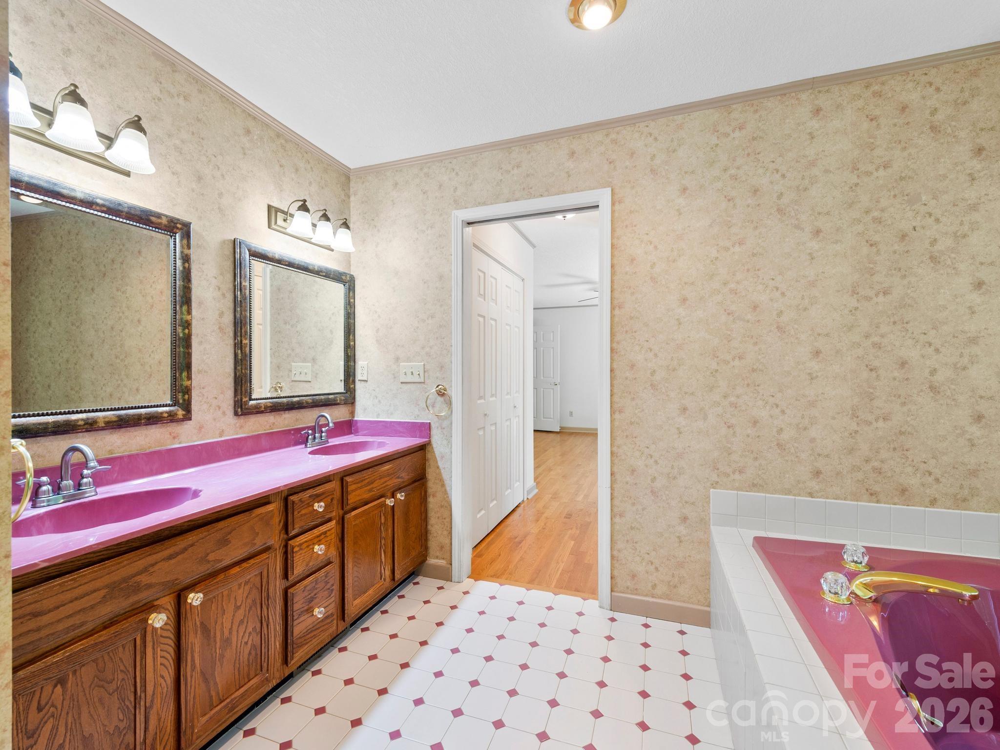 Kentwood Acres - Residential