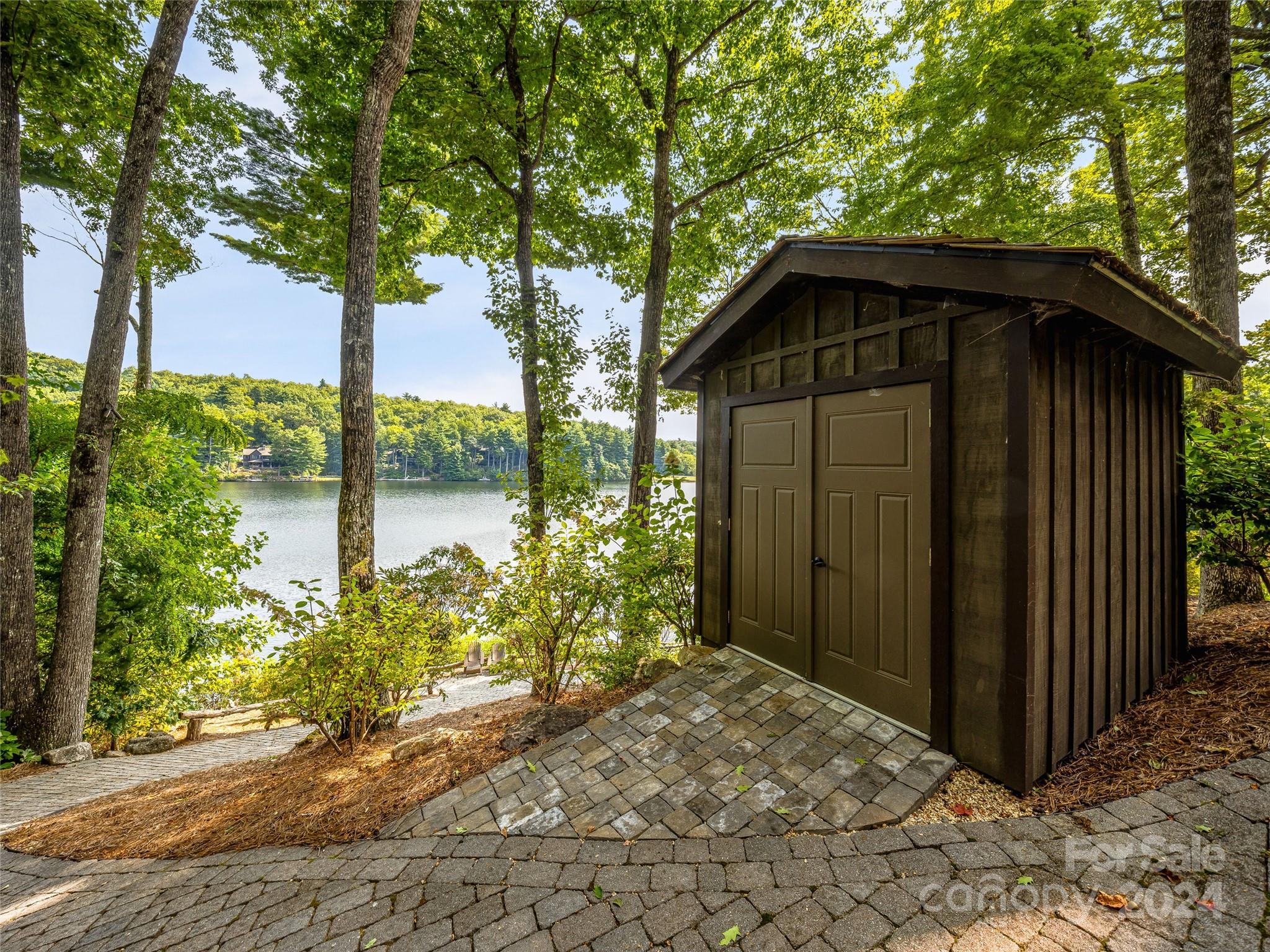 Lake Toxaway Estates - Residential