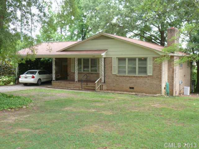 Very nice all brick ranch home with 3 bedrooms and 2 baths. Very nice family room with large fire place.Kitchen/ dining have lots of cabinets and all the appliances. There is a walk out basement for storage or a great area for a work shop. The laundry location is on the main level but has washer dryer hook up in the basement. Large yard with trees and space to relax