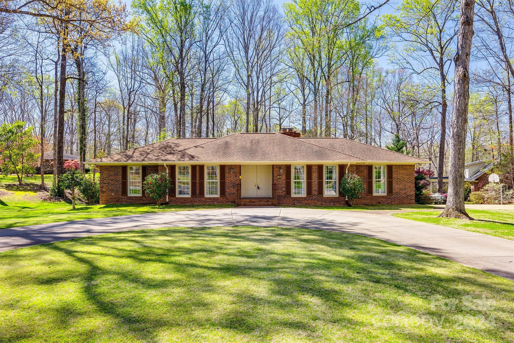 Nestled within a coveted neighborhood, this solidly constructed full brick home boasts 4 bedrooms and 2.5 baths. As you step inside, you are greeted by generously sized rooms that exude a sense of warmth and hospitality. The layout is thoughtfully designed, with each room flowing seamlessly into the next, creating an inviting atmosphere for both relaxation and entertaining. For those who love to host gatherings, the rec room with a wet bar is sure to impress. With some updates of your own this home will be like new. Sitting on a large 1 acre lot you will have plenty of space for outdoor activities, gardening, or simply soaking up the sunshine. Great location close to all historic downtown York has to offer. NO HOA! Family owned since 1977.