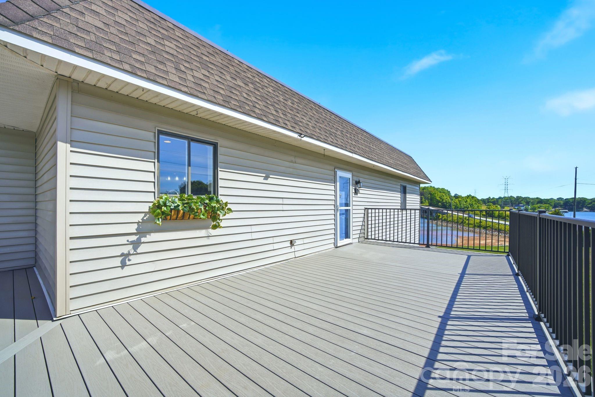 Spinnaker Bay - Residential