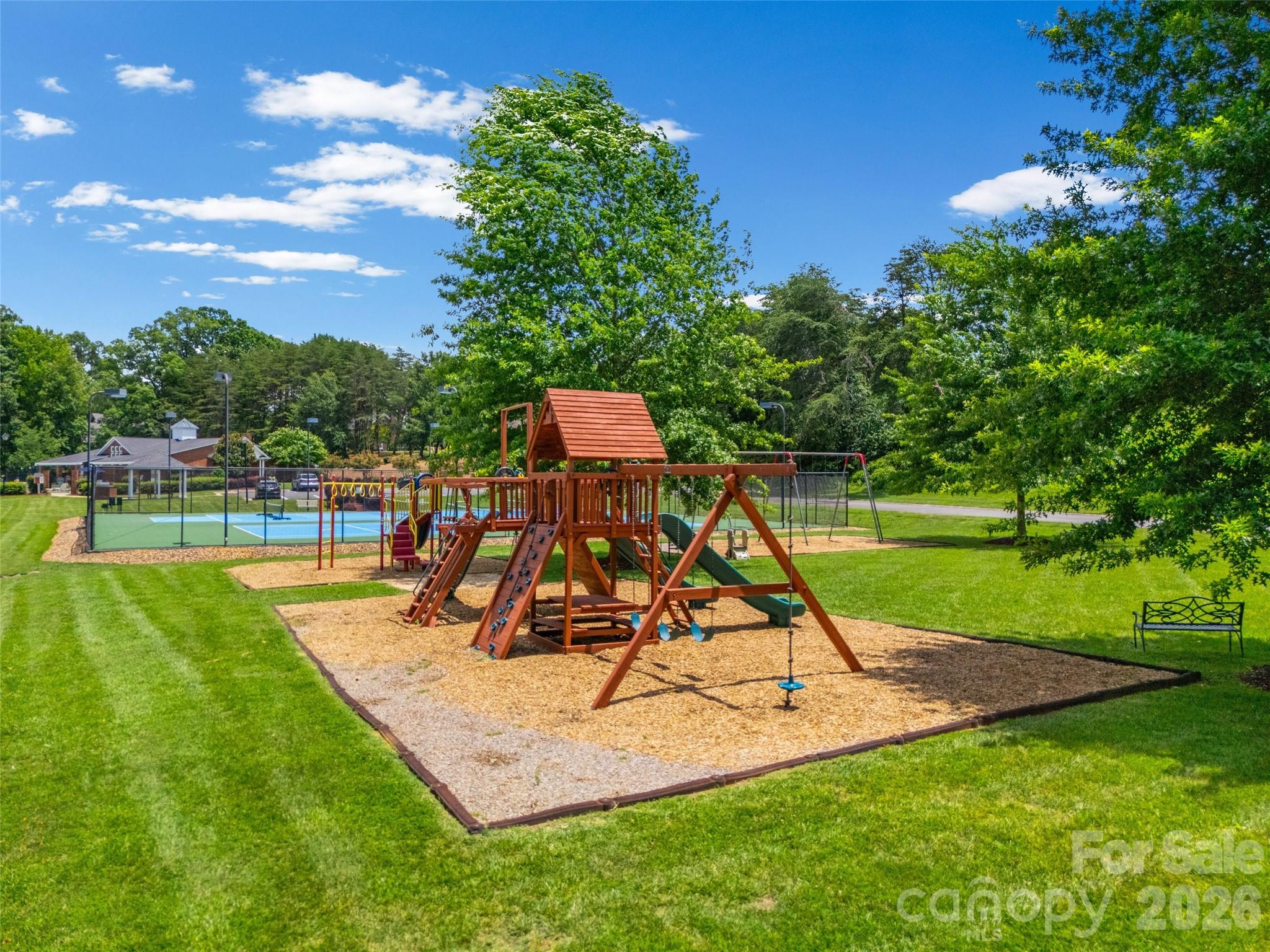 Beacon Knoll - Residential