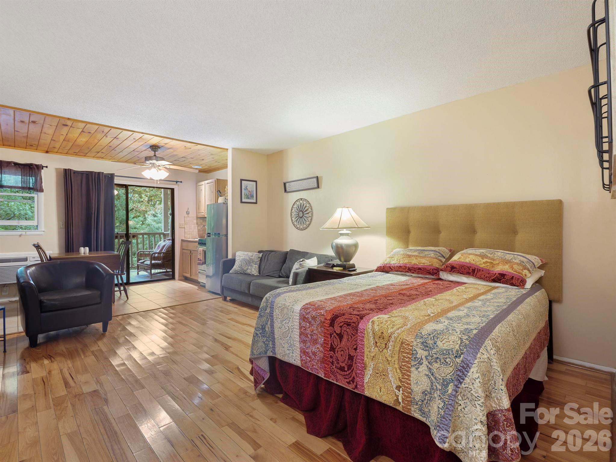 Rumbling Bald on Lake Lure - Residential