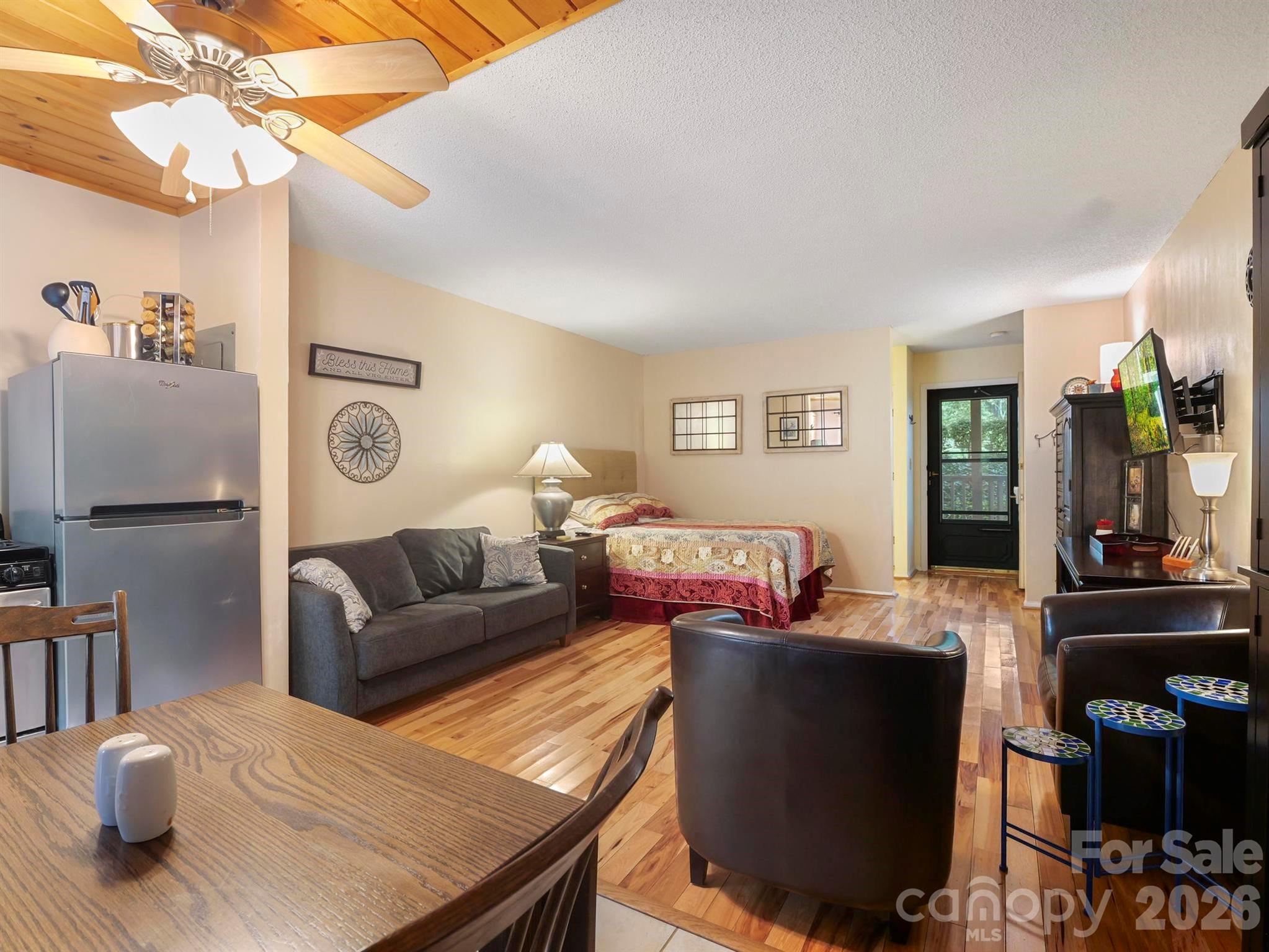 Rumbling Bald on Lake Lure - Residential