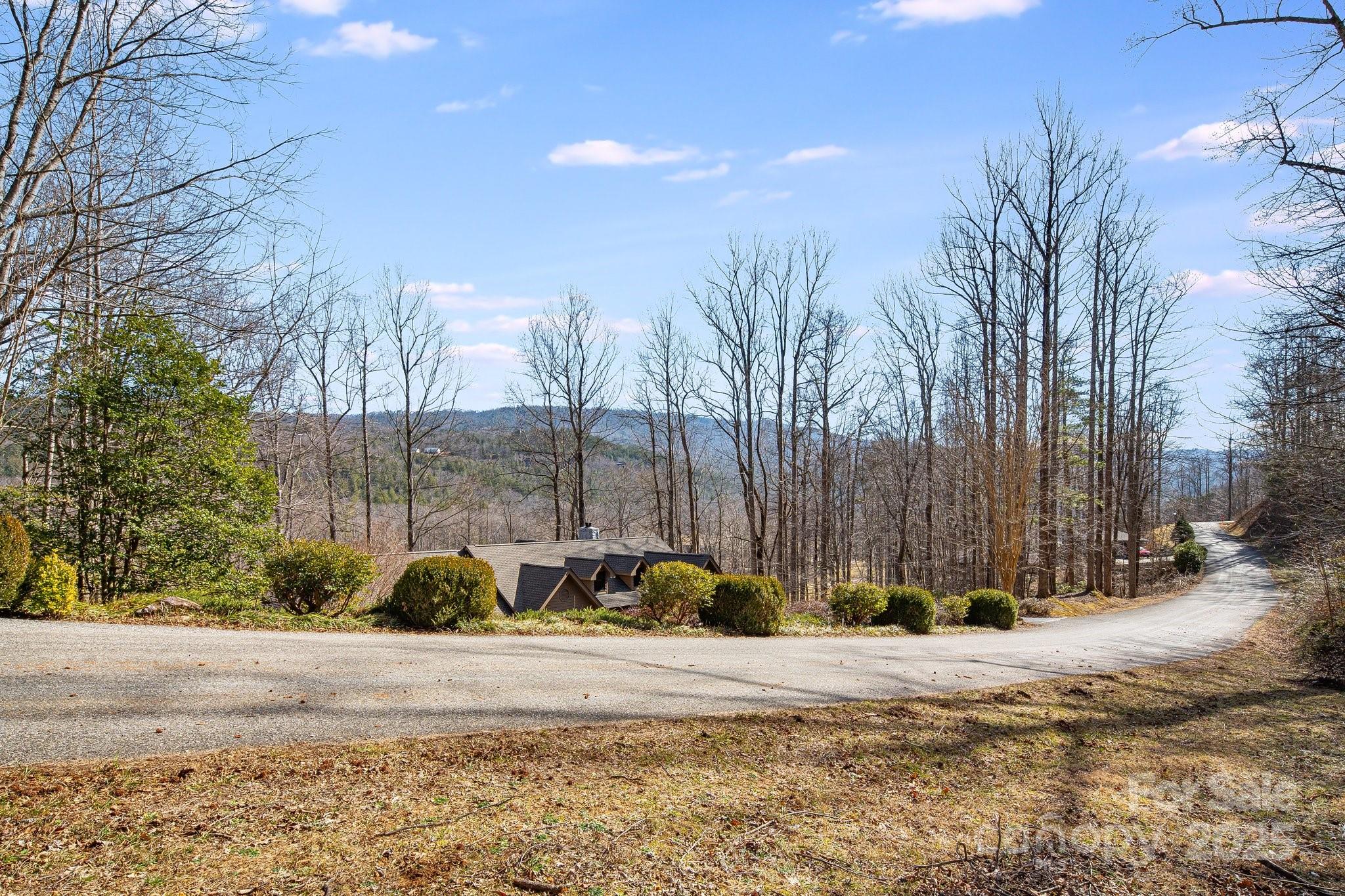 Linville Falls Mountain Club and Preserve - Land