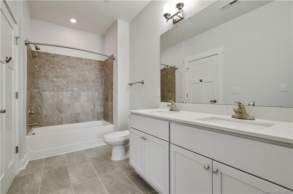 Riverwalk - Residential Lease
