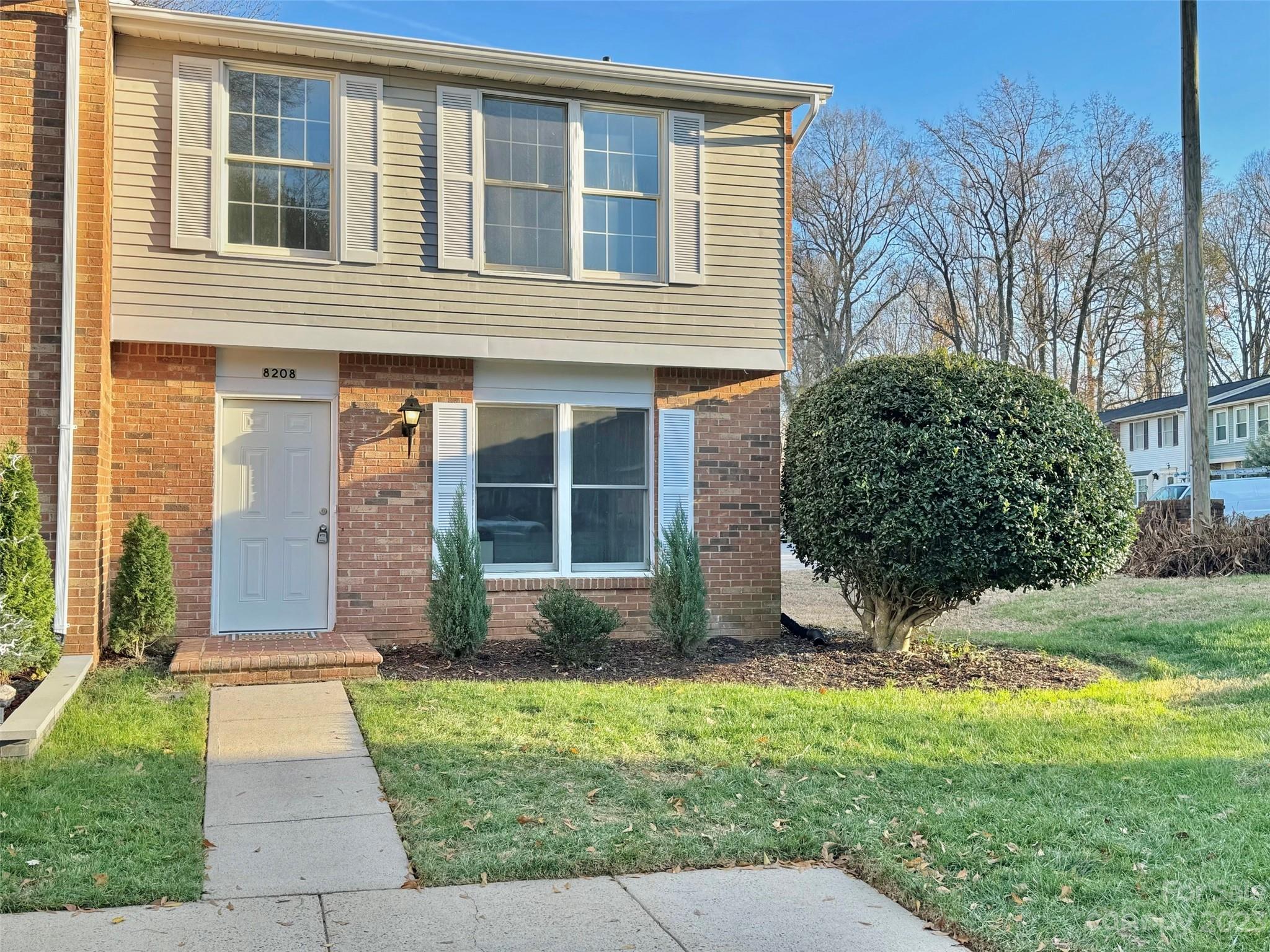 Beautifully remodeled end unit townhome.   Close to light rail, highways and airport.  New Luxury Vinyl Plank and tile flooring throughout, new stainless steel appliances, new kitchen cabinets, new granite counter tops, larger windows new, new light fixtures, all new doors exterior/interior, new vanities/toilets, freshly painted and low maintenance for years to come.    HOA dues around 200 per month and taxes 150 per month.    Great for first time homeowner or investor.