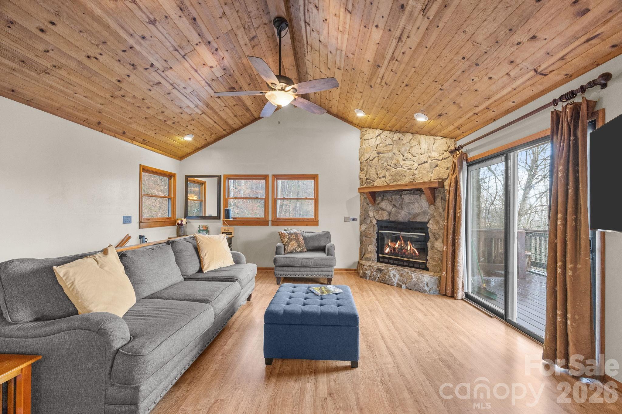Cranberry Falls - Residential
