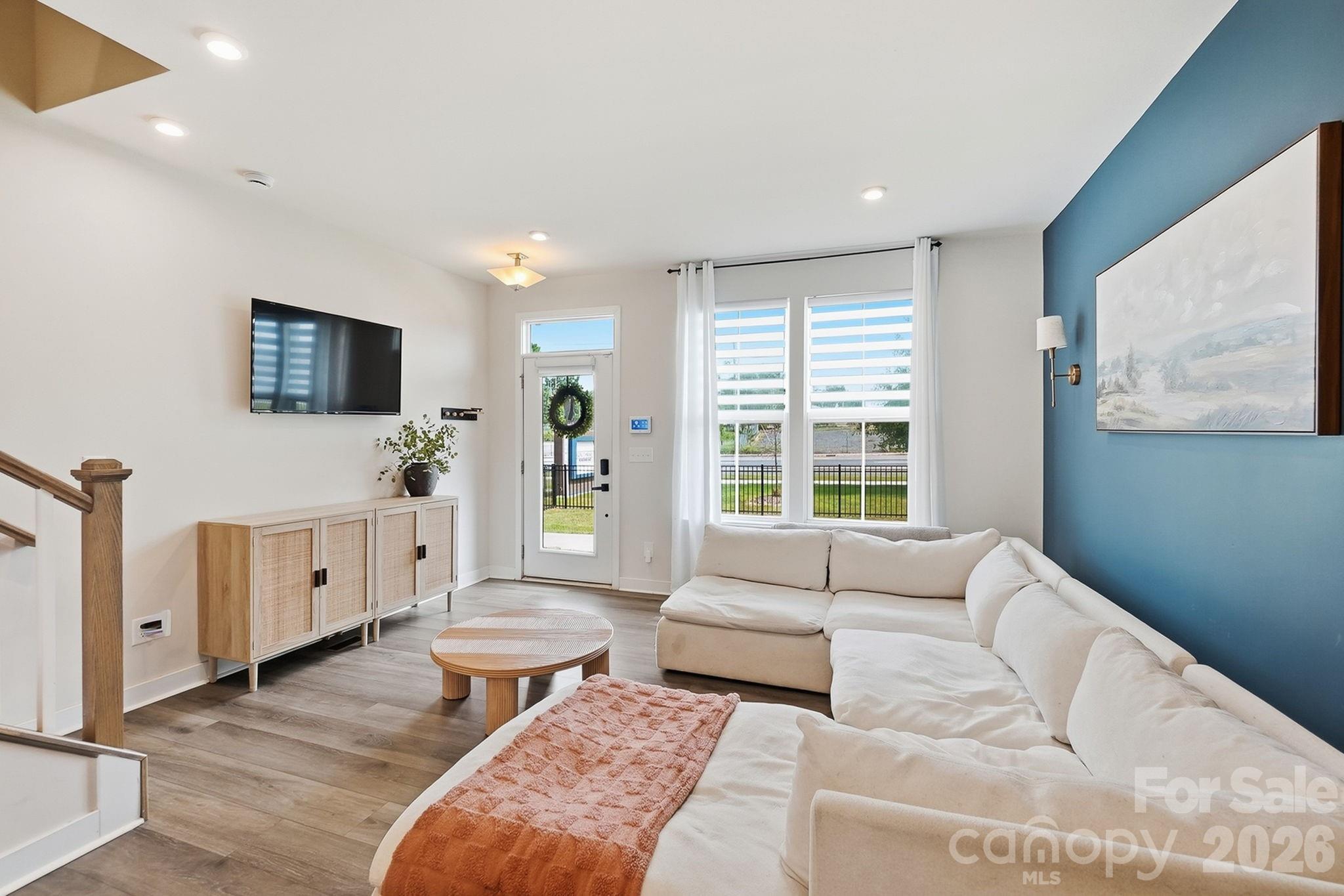 Southrail Station - Residential