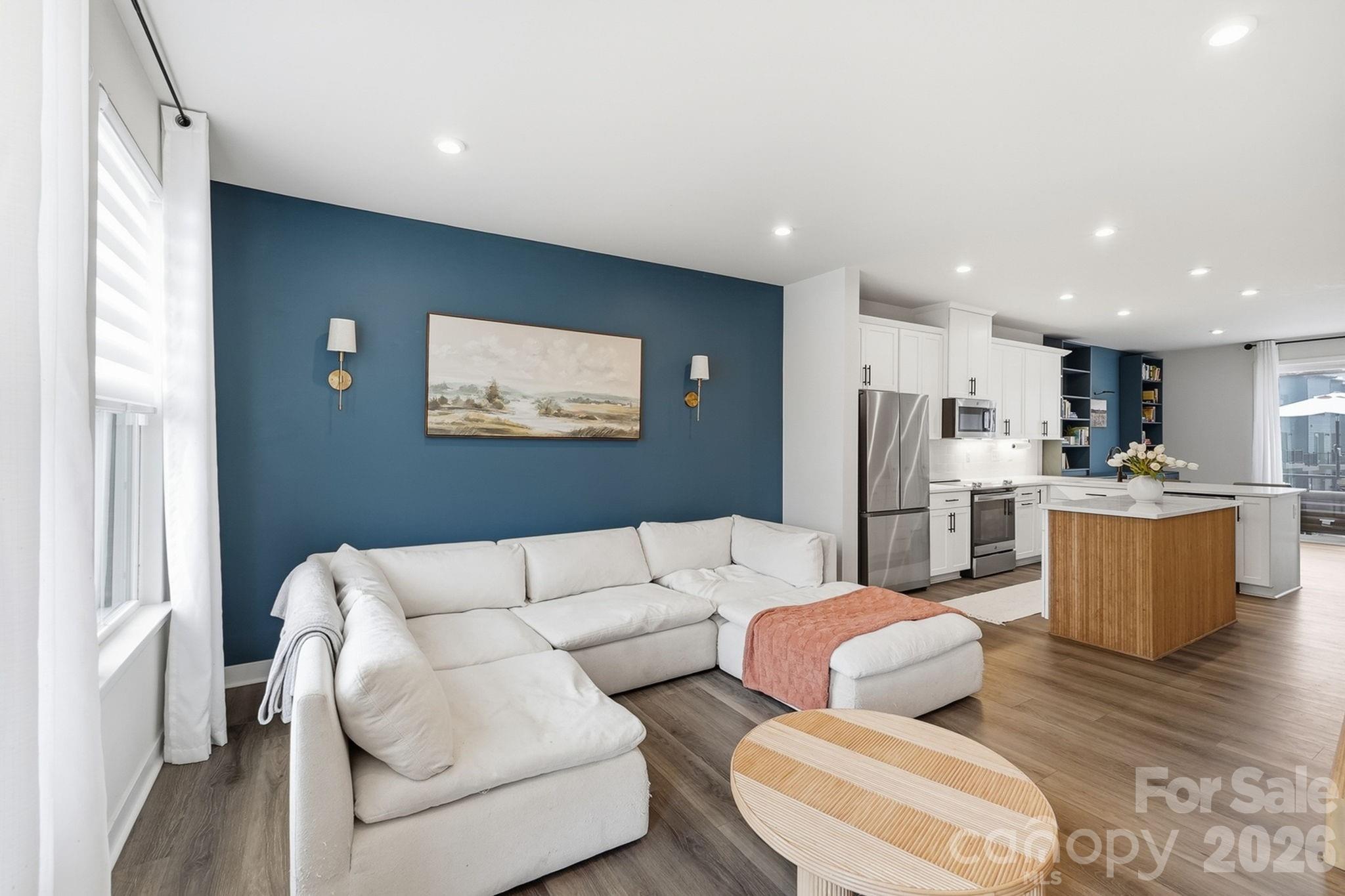 Southrail Station - Residential