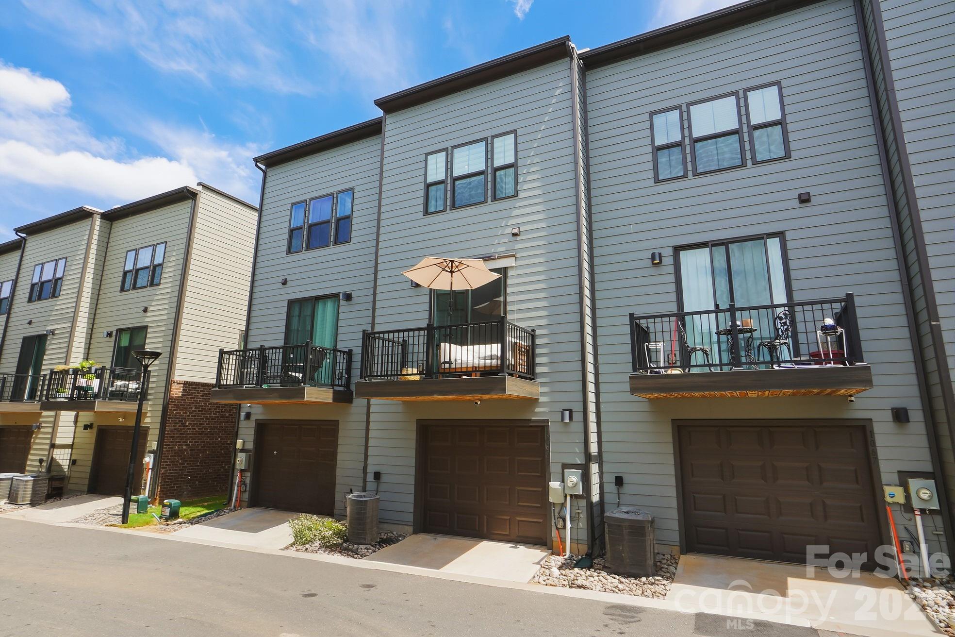 Southrail Station - Residential