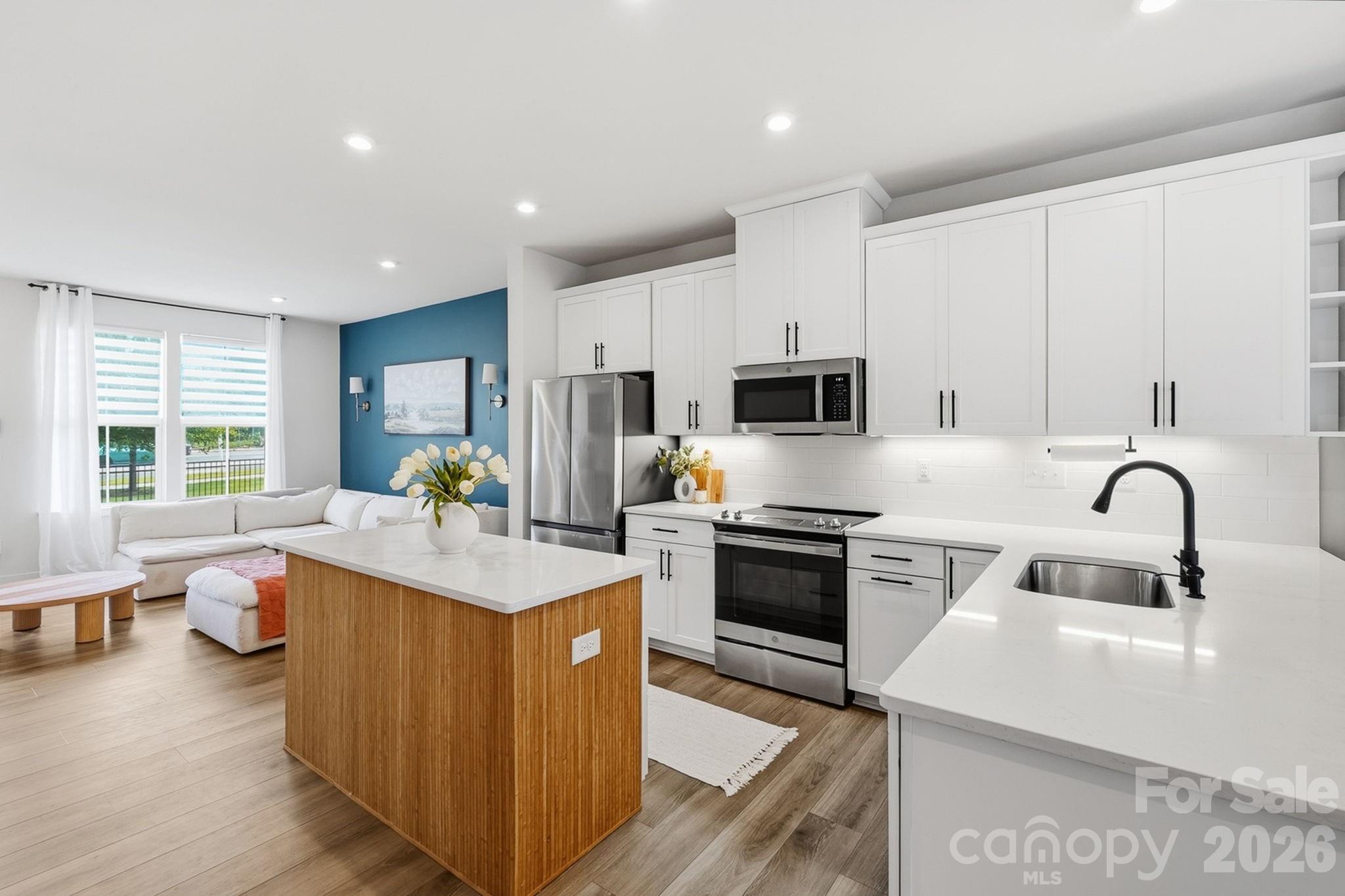 Southrail Station - Residential