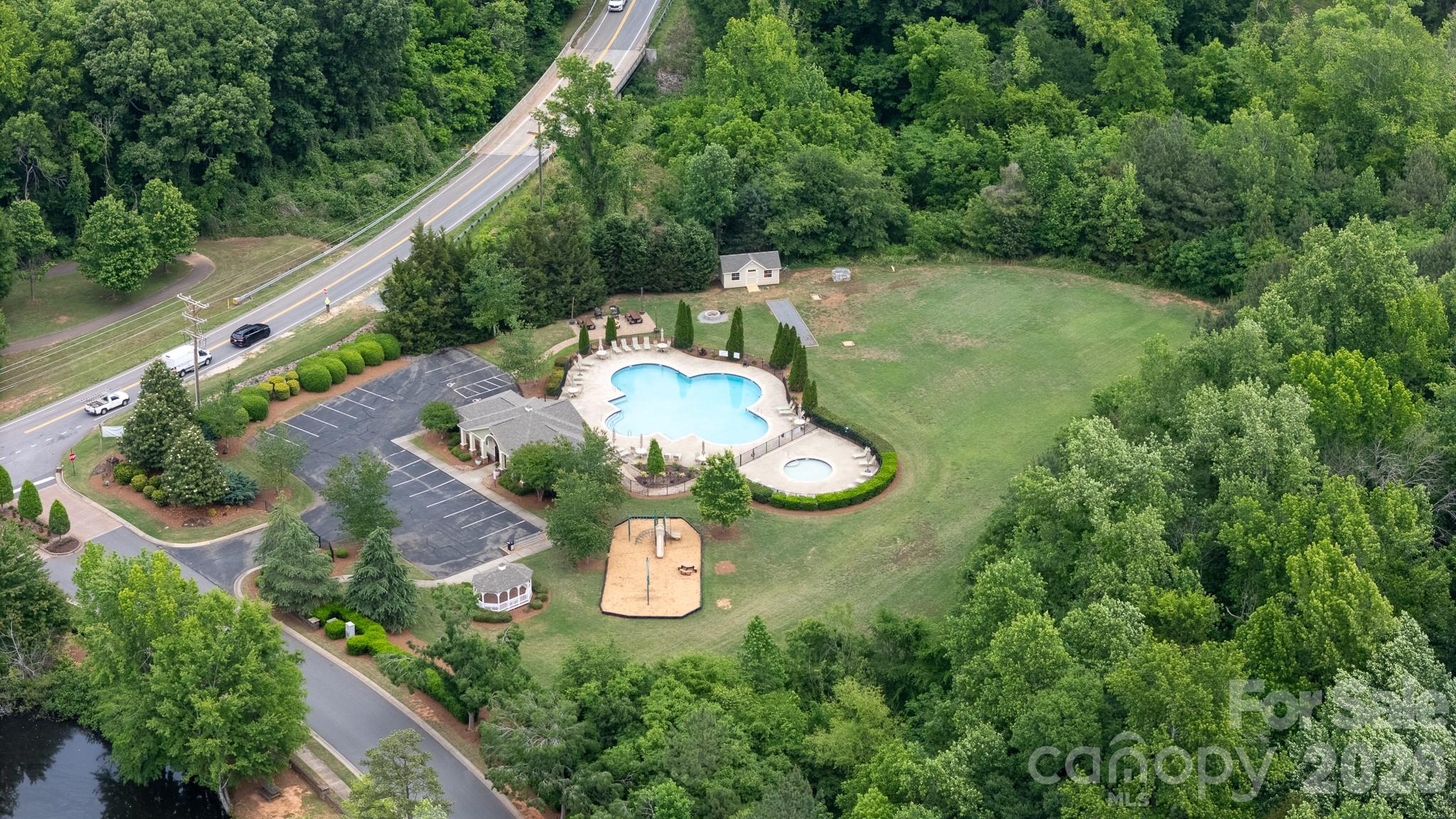 Shelly Woods - Residential