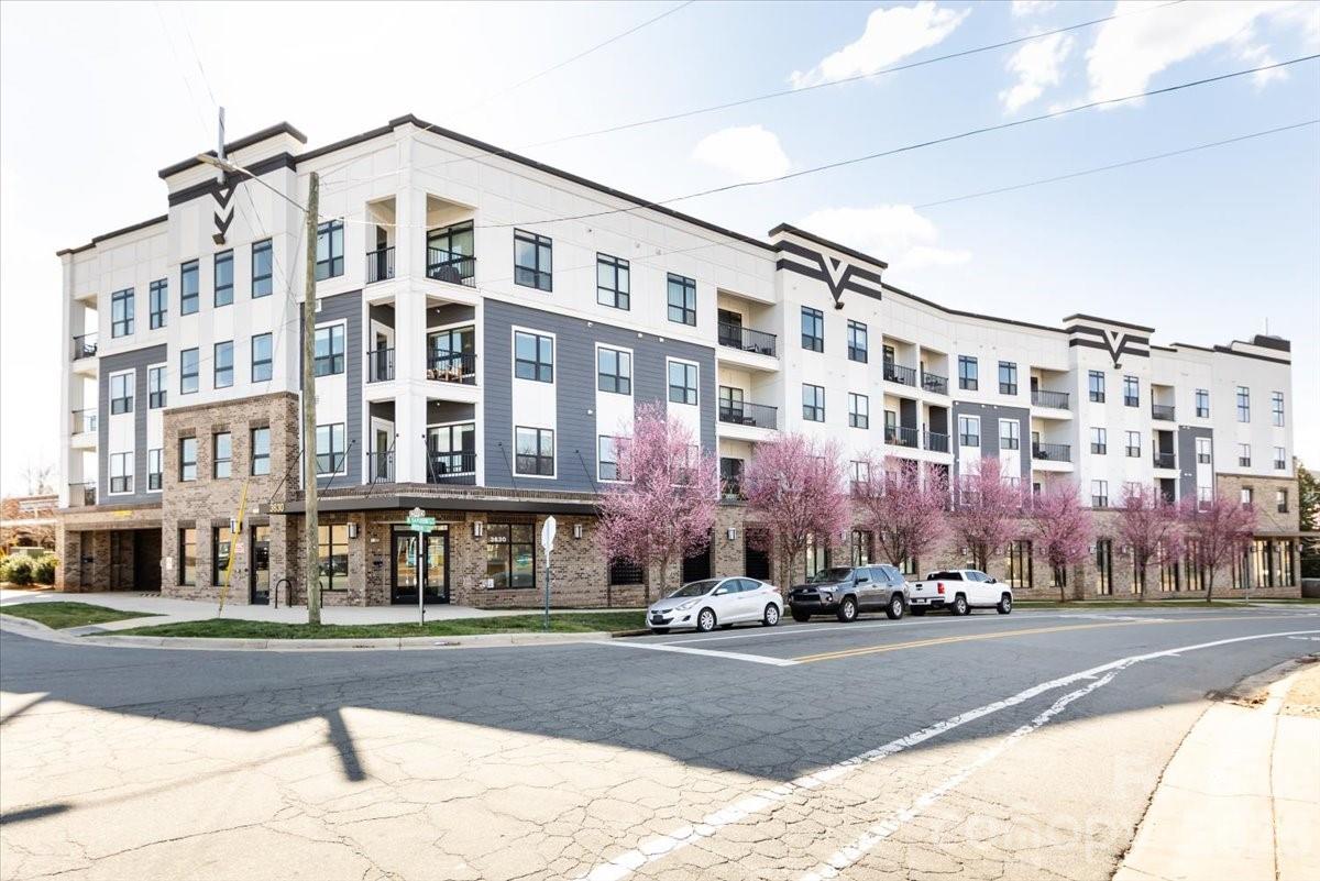 The Arts District - Residential