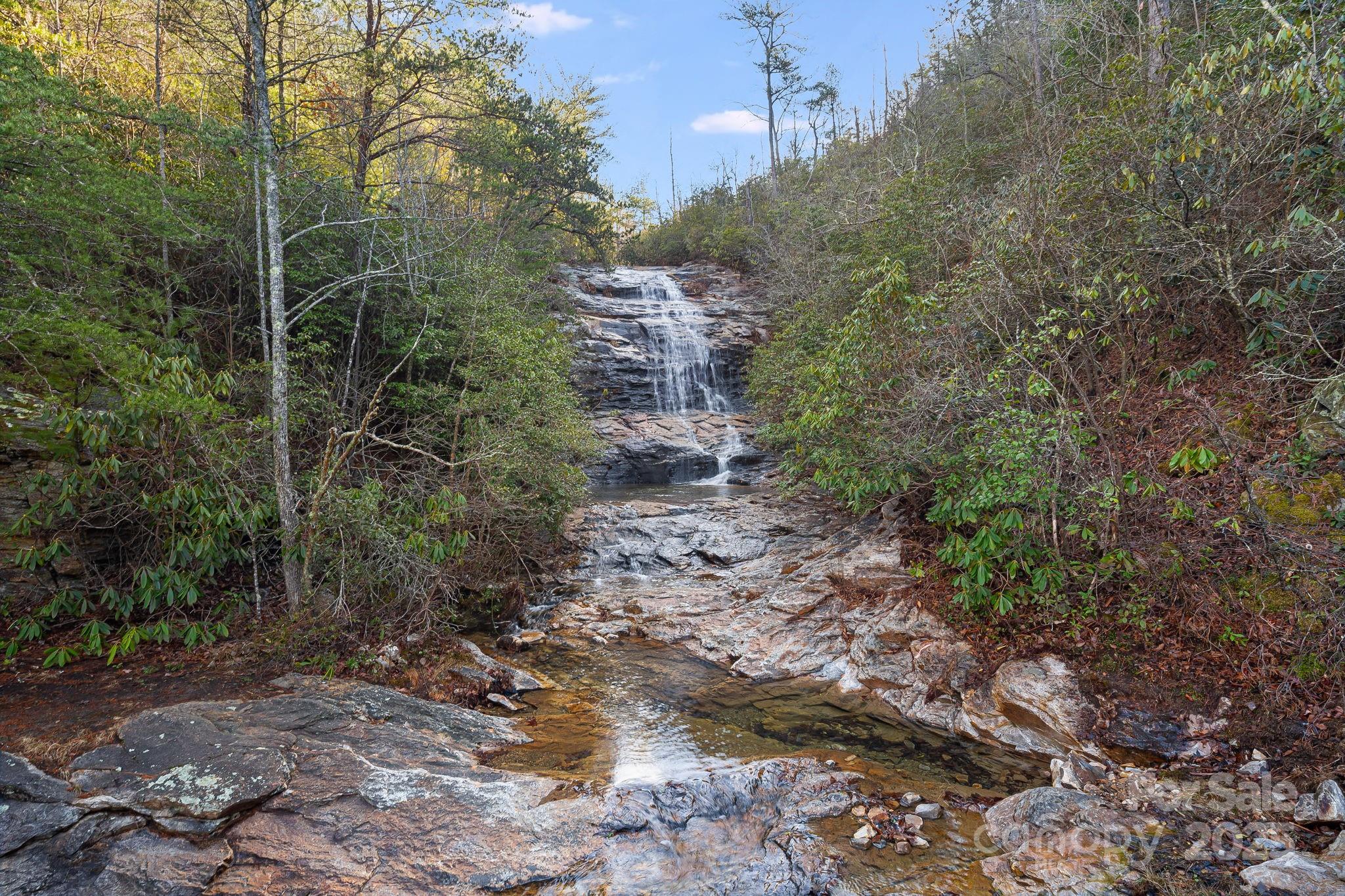 Fox Ridge - Land