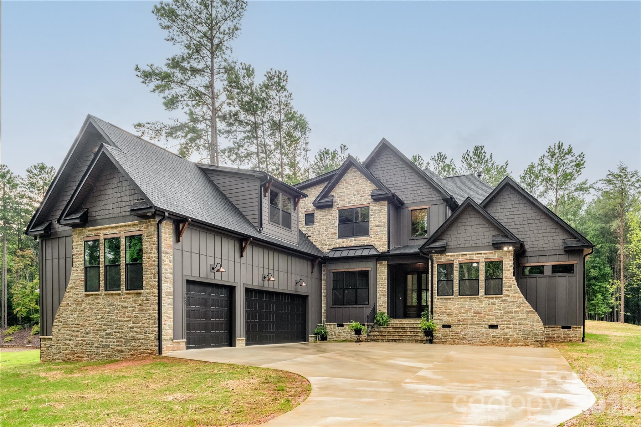 Mirror Lake - Residential