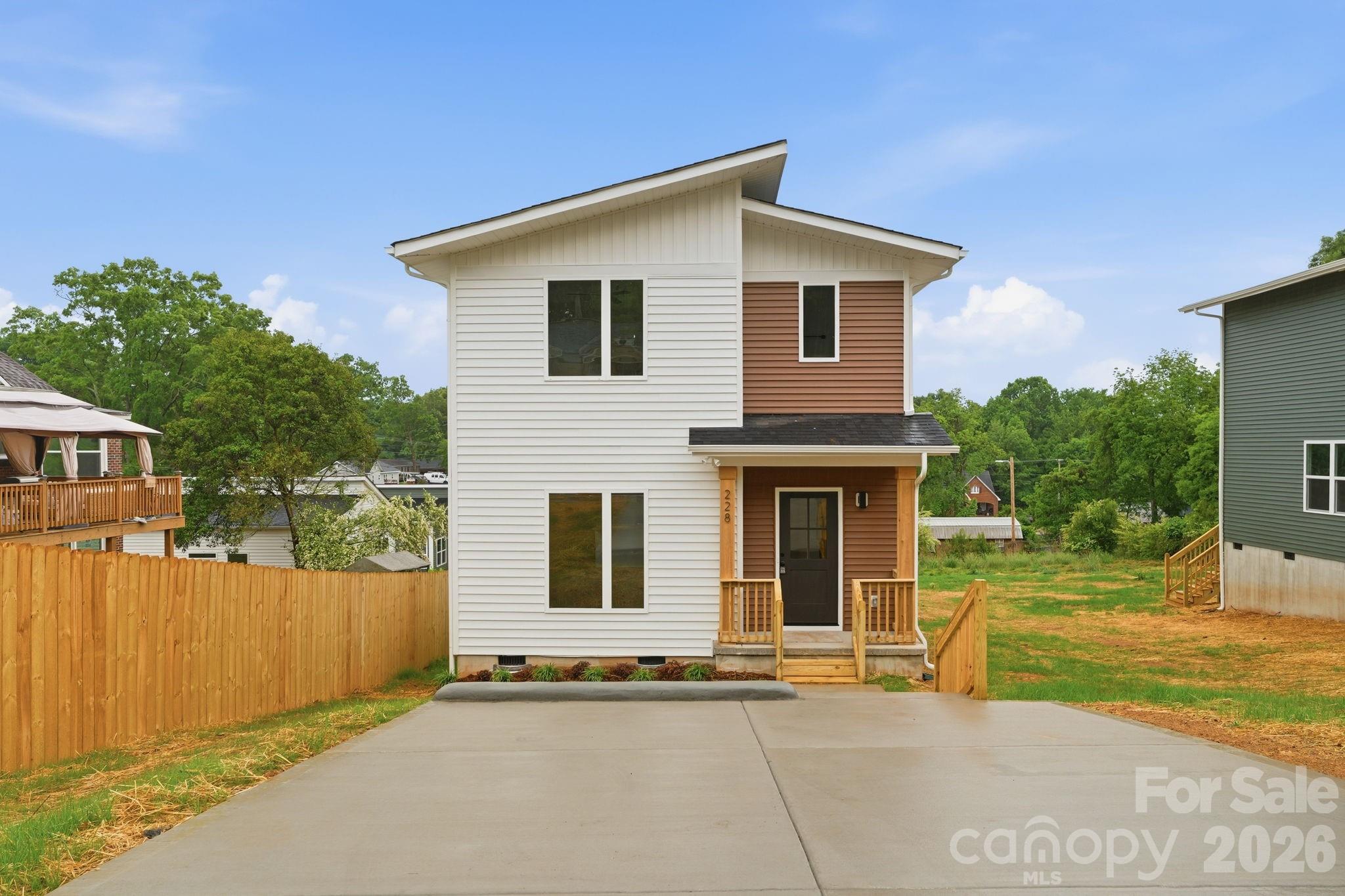 **Seller offering 1.5% in closing costs or up to 3% if using preferred lender.

This 3-bedroom, 2.5-bath home offers an open-concept layout with spacious living and dining areas flowing into the modern kitchen. The inviting living room features a stylish electric fireplace, creating a warm and welcoming space. Upstairs, the primary suite includes a walk-in closet and private bath, along with two additional bedrooms and a full bath. This new construction home was built with quality craftsmanship and attention to detail, and is conveniently located near shopping, dining, and downtown amenities.

New Construction comes with:
6 year Structural warranty
1 year Builder warranty
1 year Mechanical warranty