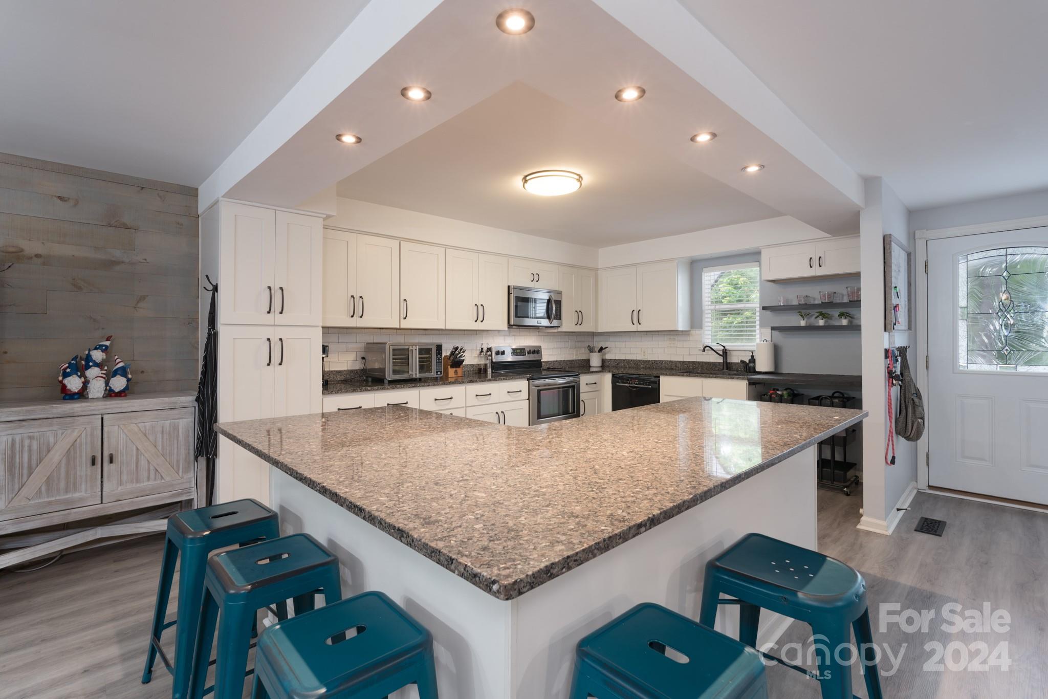 Tega Cay - Residential