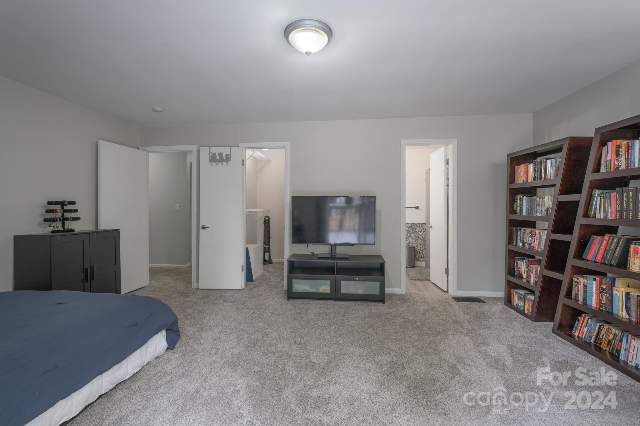 Tega Cay - Residential