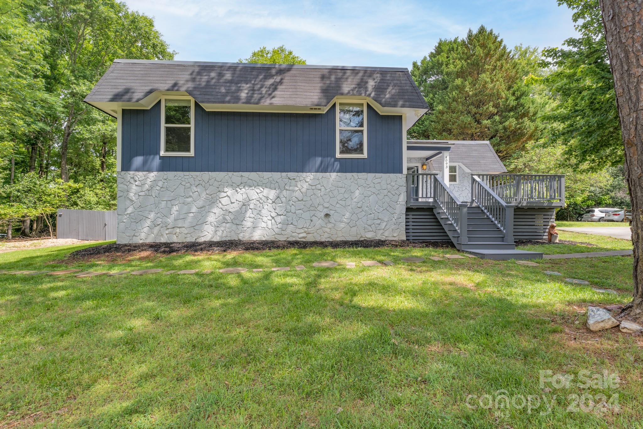 Tega Cay - Residential