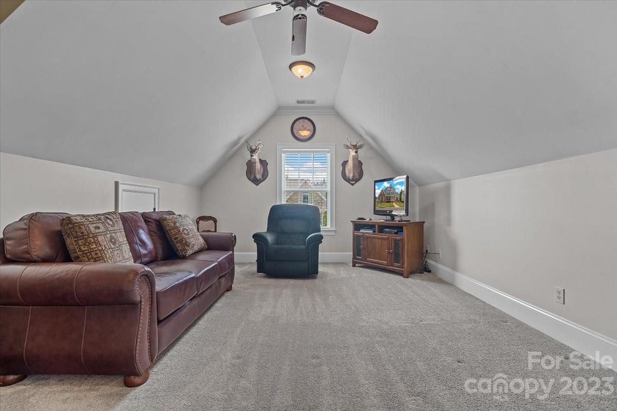 Seven Oaks - Residential