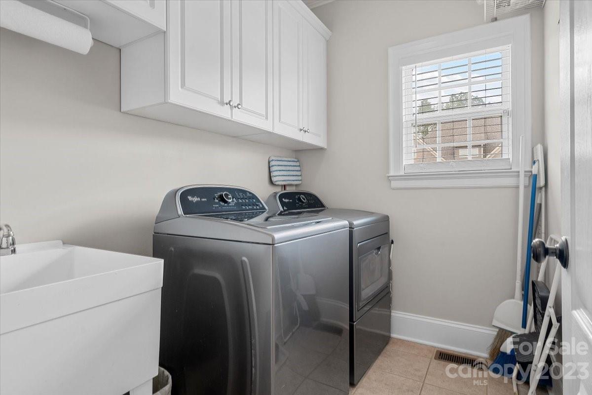 Seven Oaks - Residential
