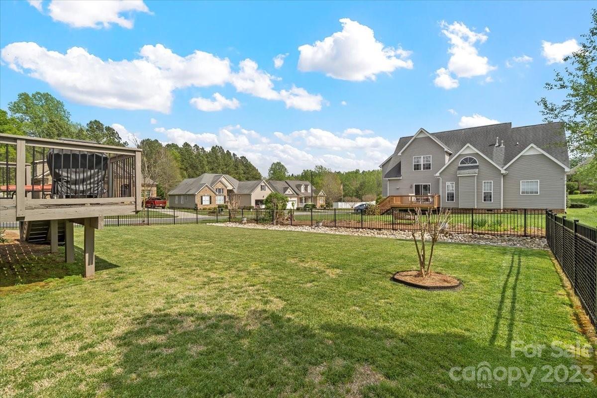 Seven Oaks - Residential