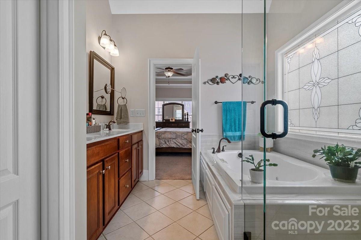 Seven Oaks - Residential