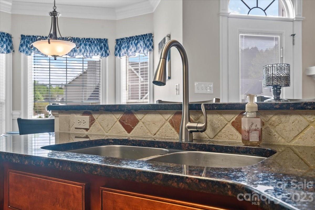 Seven Oaks - Residential