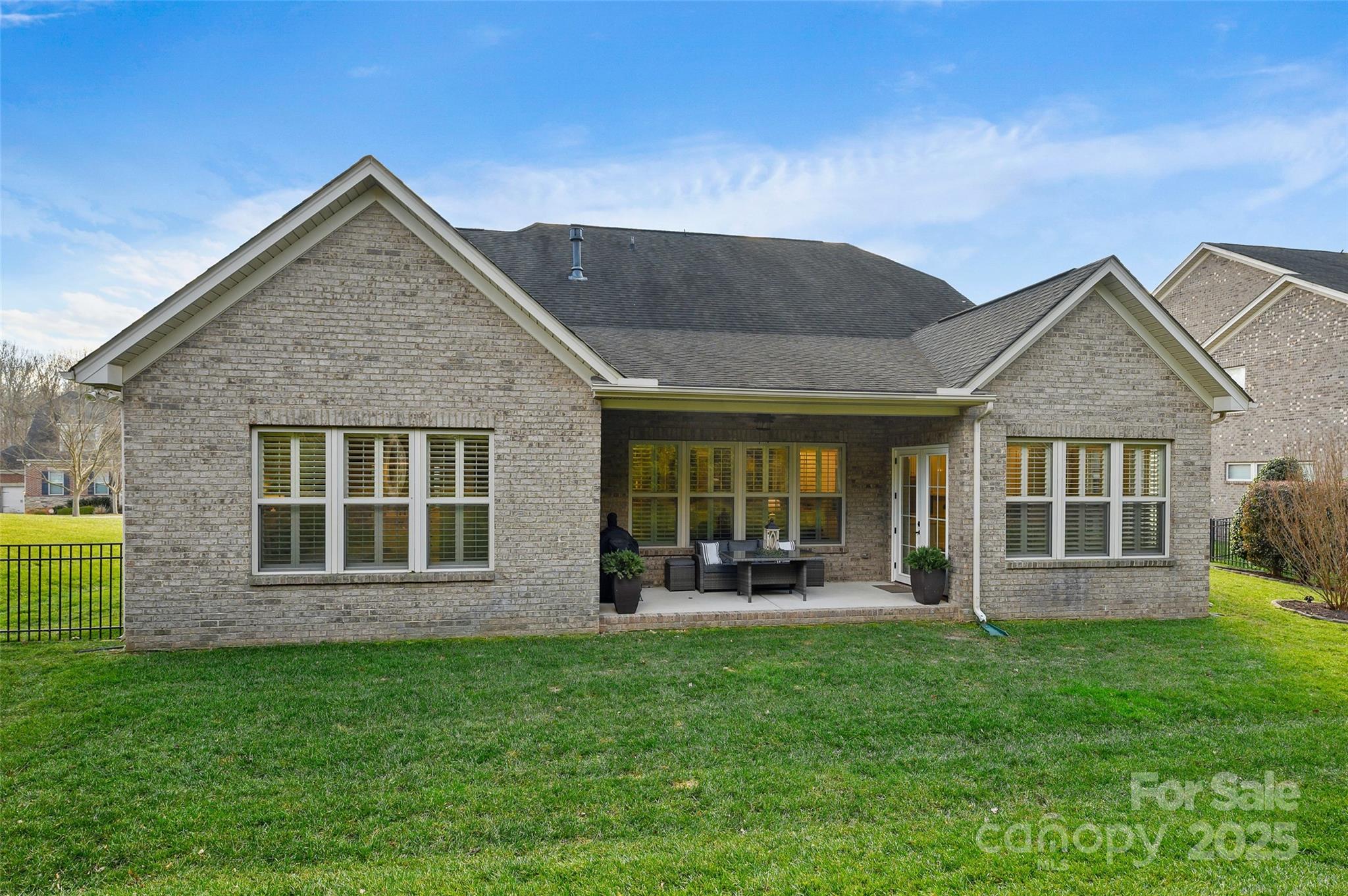 Barber Rock - Residential