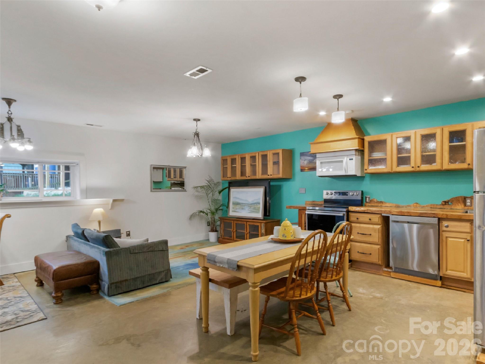 Oak Ridge Villas - Residential Income